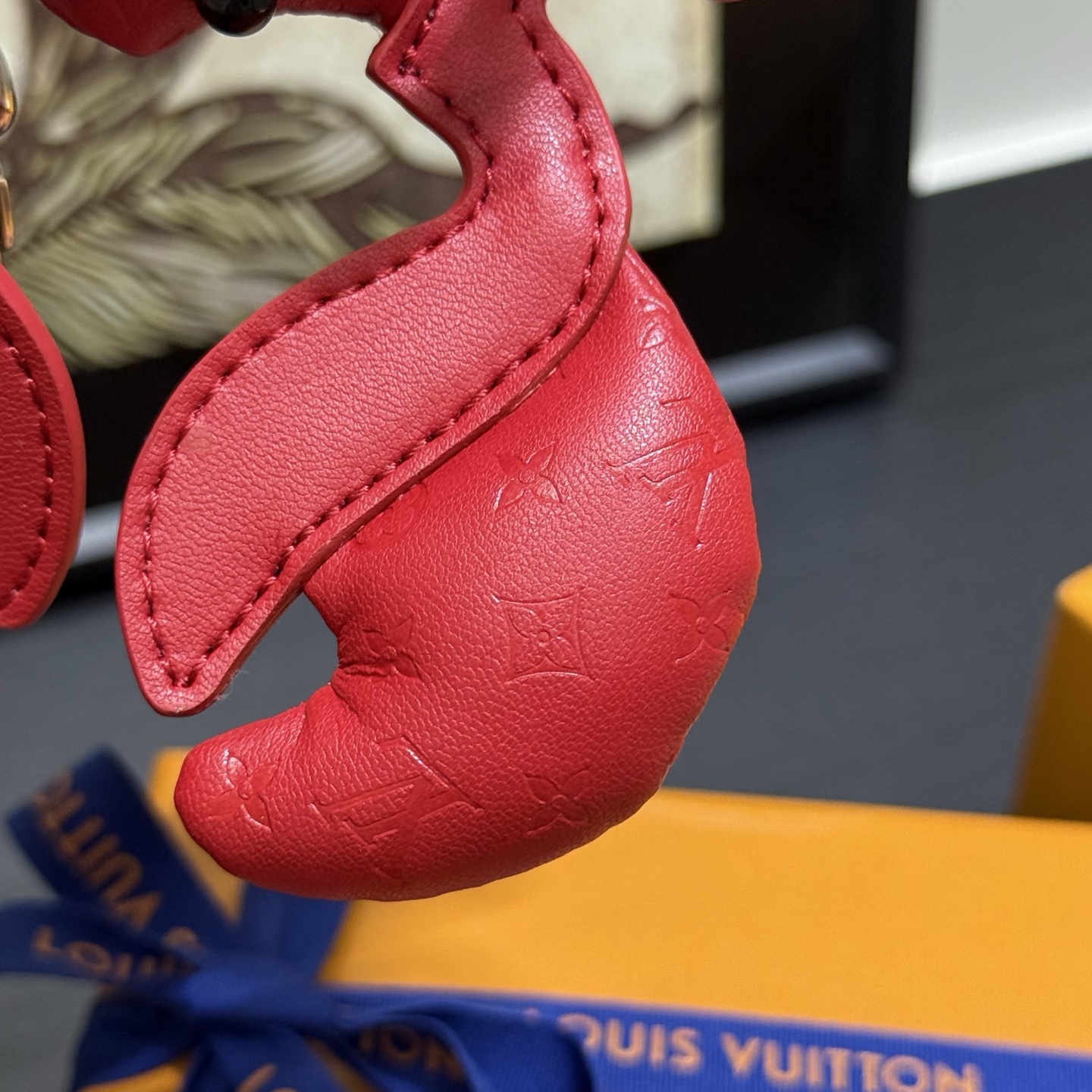 루이비통 키링 124549 Louis Vuitton Accessories 썸네일 이미지