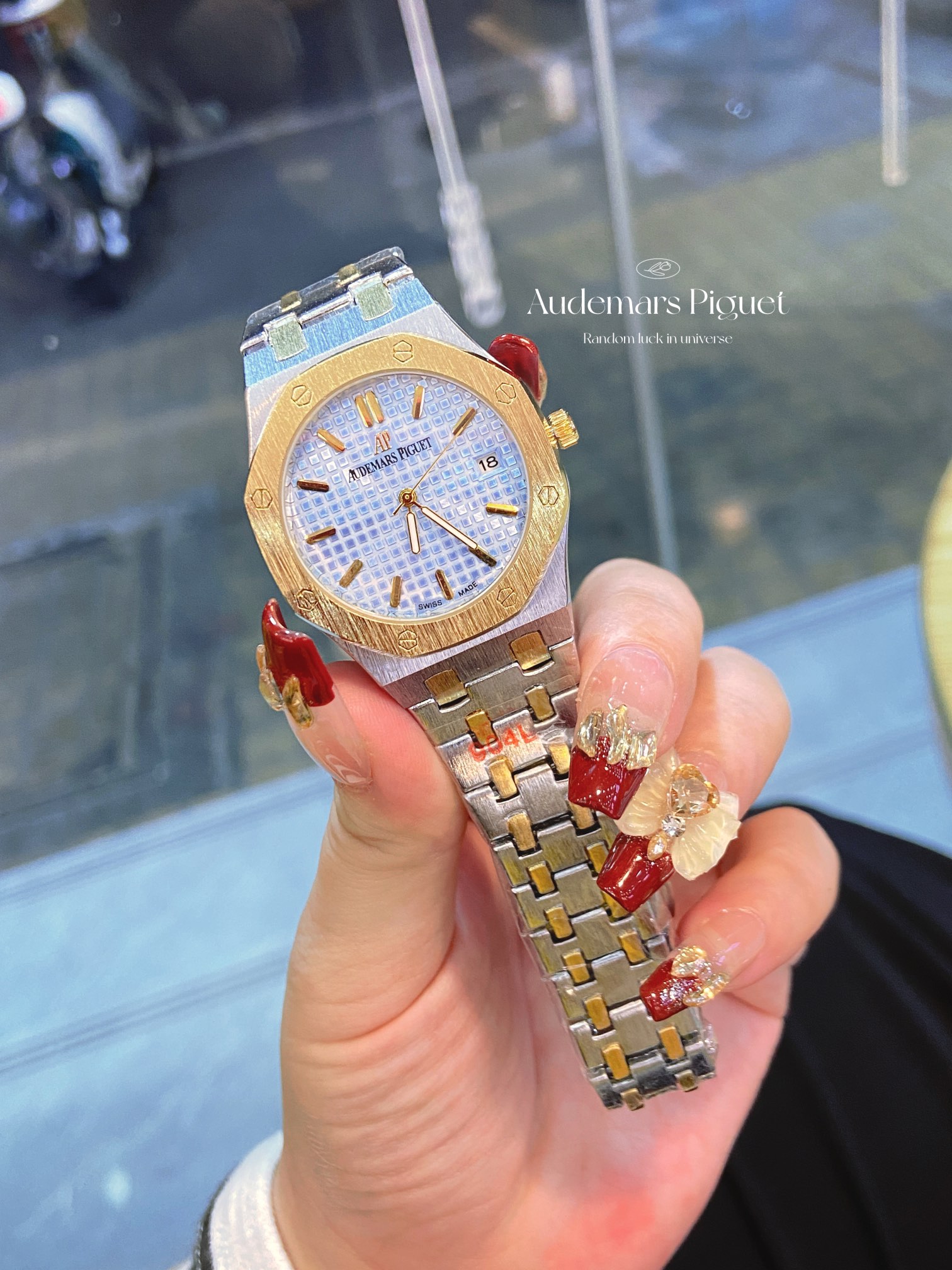 Luxurious 33mm Episcopal Watch for Women with Imported Stone Cores