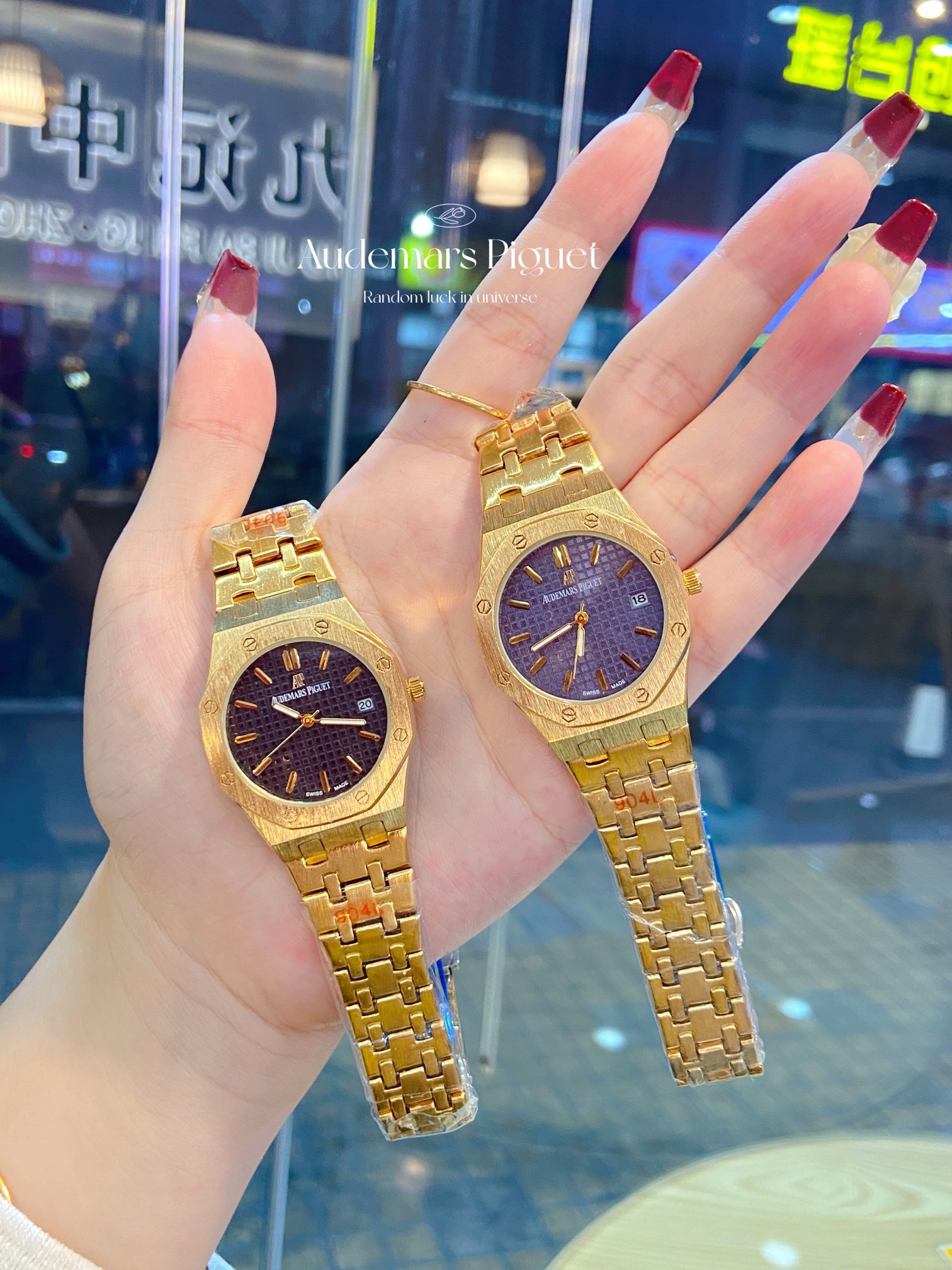 Audemars Piguet Royal Oak 33mm Lady Tapisserie Dial Quartz Movement Watch 3 i1732172351 8707 5