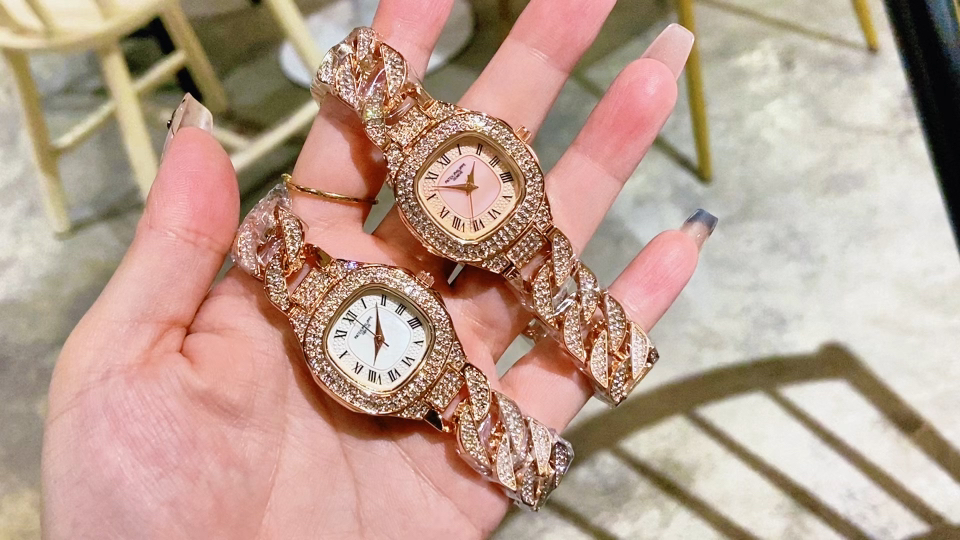 _dxG9s9vkUunVQwHTTalSY-eLxRsTPEo7L1vd4Jw