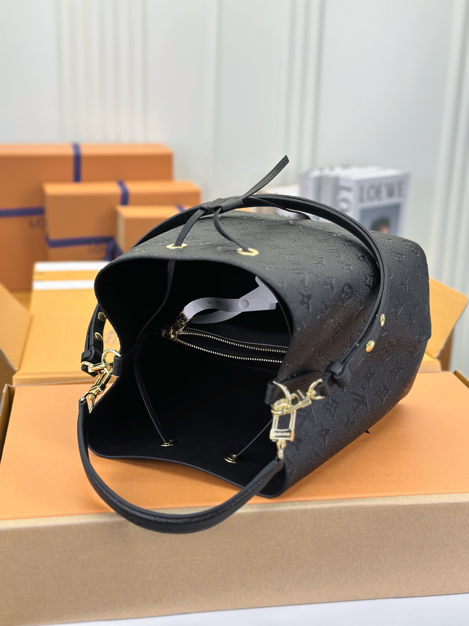 顶级原单M45306黑色NÉONOÉ中号手袋线上首发NéoNoé中号水桶包取材MonogramEmpre