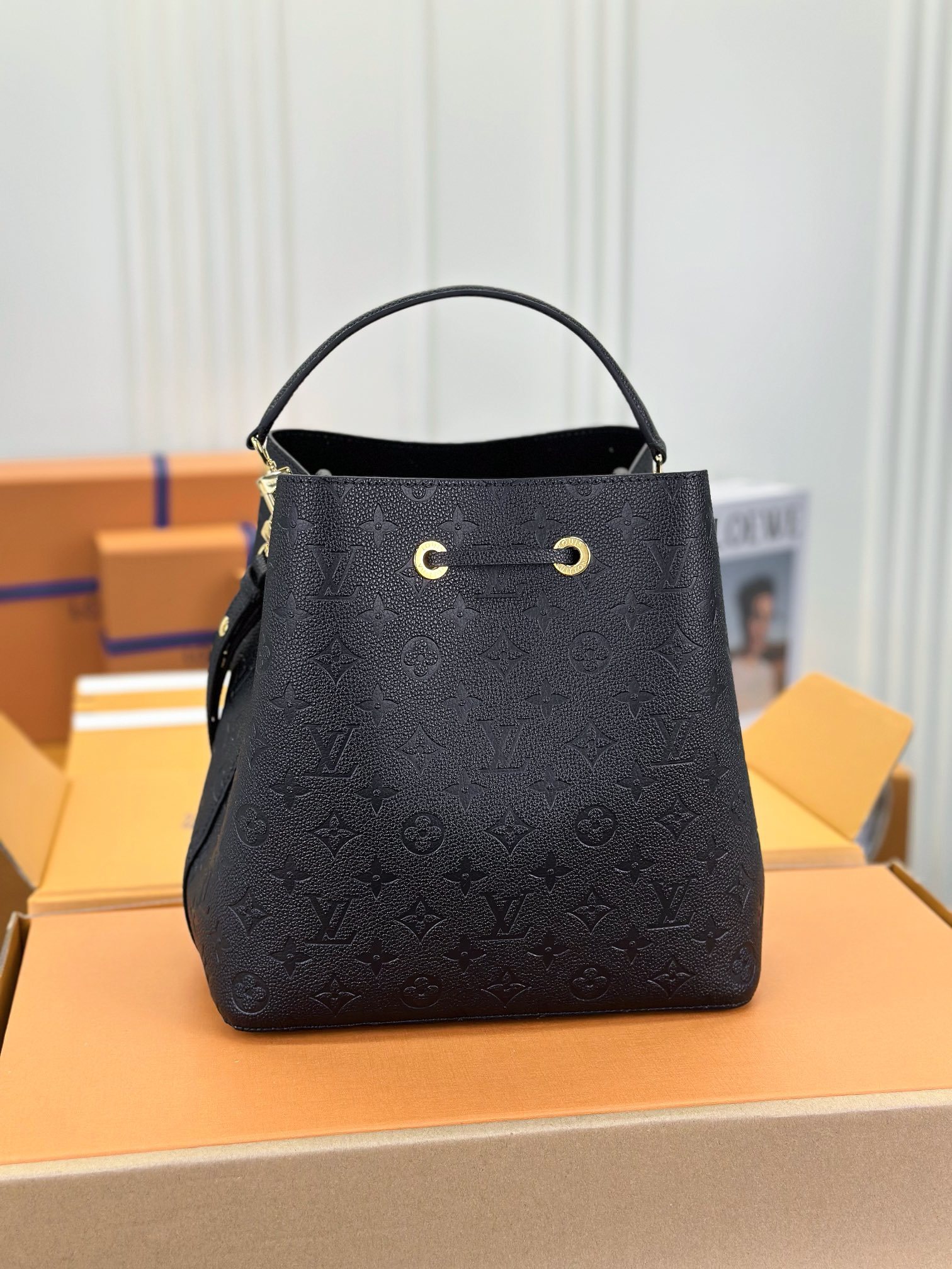 顶级原单M45306黑色NÉONOÉ中号手袋线上首发NéoNoé中号水桶包取材MonogramEmpre