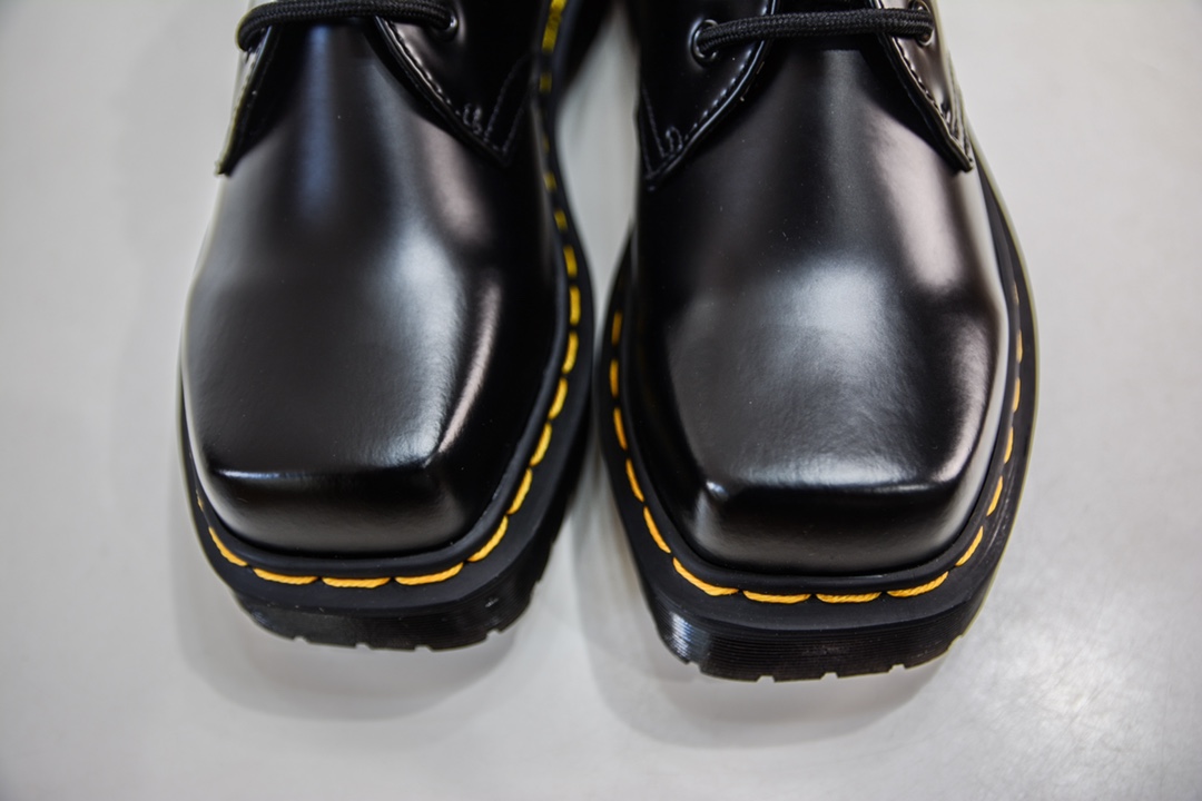 240 Dr.martens 马丁大夫 全机车走线 原材生产进口橡胶大底