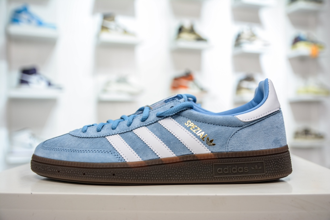 200 Adidas   Handball Spezial 阿迪达斯经典款反毛皮复古休闲板鞋 BD7632