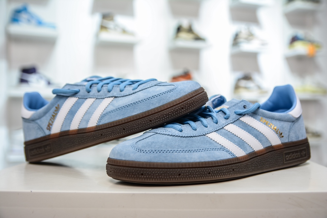 200 Adidas   Handball Spezial 阿迪达斯经典款反毛皮复古休闲板鞋 BD7632