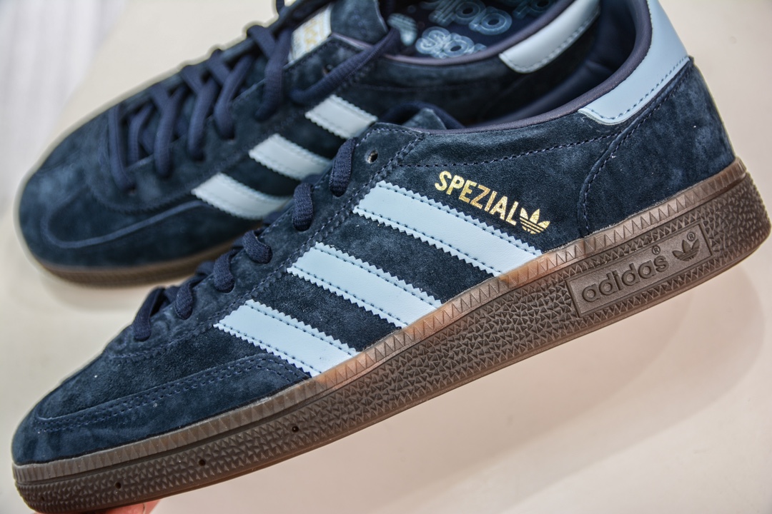 Adidas Handball Spezial 阿迪达斯经典款反毛皮复古休闲板鞋 BD7633