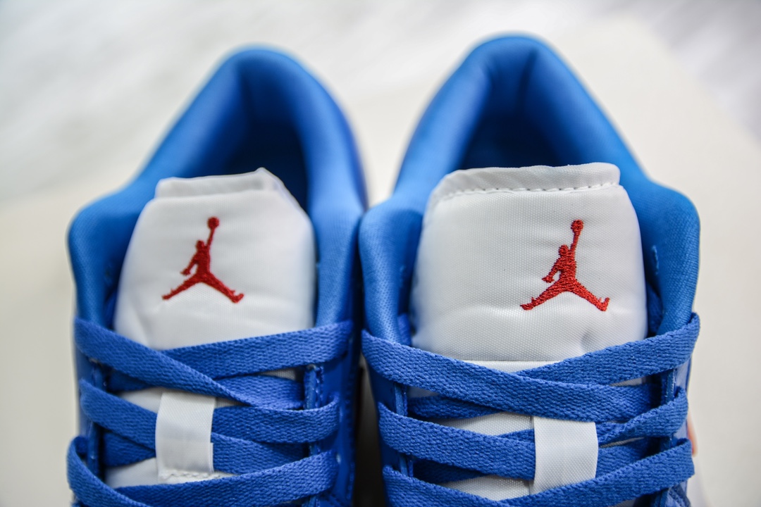 T version of the original Air Jordan AJ1 Low low-top blue, white and red hook DC0774-416