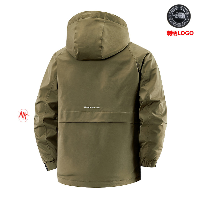 P240 刺绣logo
北面THE NORTH FACE系列,男冬装外套冬季立领棉衣男装潮牌情侣装短款羽绒棉服
满满的驾驭感也不必多说了。限定也是必须安利介绍。
为了能做到所有细节上的诚意满满 从夏天开始已久筹划了这个款式,大家可以值得期待哦 万变不离其中 🌟
1⃣:原版开模 客供辅料 反复打样七次做到诚意满满
2⃣:万针刺绣 强烈安利不连线 细节如一
3⃣:保暖感极强 厚度如图
4⃣:版型宽松 完美符合亚洲人驾驭 不挑穿搭
5⃣:所有细节全程无滤镜实拍
6⃣:如果非要选择一款冬日单品 它一定是你第一的选择