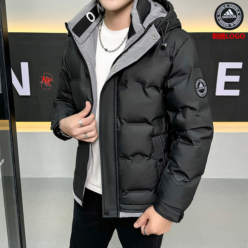 💰290 刺绣logo
阿迪达斯ADIDAS 白鸭绒羽绒服短款上衣外套渐变色拼接撞色男女款连帽羽绒服!羽绒服男女同款情侣款短款连帽雪山渐变色,轻薄情侣款马甲外套渐变色立领背心冬季白鸭绒男冬装外套冬季连帽棉衣男装潮牌情侣装中长款过膝羽绒服!羽绒服男短款潮牌渐变压胶立领外套保暖上衣!!
年终巨献 满满的驾驭感 也不必多说了 限定也是必须安利介绍。。
为了能做到所有细节上的诚意满满 从夏天开始已久筹划了这个款式,大家可以值得期待哦 万变不离其中 🌟
1⃣:原版开模 客供辅料 反复打样七次做到诚意满满
2⃣:万针刺绣 强烈安利不连线 细节如一
3⃣:保暖感极强 厚度如图
4⃣:版型宽松 完美符合亚洲人驾驭 不挑穿搭
5⃣:所有细节全程无滤镜实拍
6⃣:如果非要选择一款冬日单品 它一定是你第一的选择情侣装连帽羽绒服男短款直播爆款加厚渐变色雪山