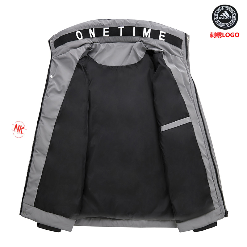 💰290 刺绣logo
阿迪达斯ADIDAS 白鸭绒羽绒服短款上衣外套渐变色拼接撞色男款立领羽绒服!羽绒服男女同款情侣款短款连帽雪山渐变色,轻薄情侣款马甲外套渐变色立领背心冬季白鸭绒男冬装外套冬季连帽棉衣男装潮牌情侣装中长款过膝羽绒服!羽绒服男短款潮牌渐变压胶立领外套保暖上衣!!
年终巨献 满满的驾驭感 也不必多说了 限定也是必须安利介绍。。
为了能做到所有细节上的诚意满满 从夏天开始已久筹划了这个款式,大家可以值得期待哦 万变不离其中 🌟
1⃣:原版开模 客供辅料 反复打样七次做到诚意满满
2⃣:万针刺绣 强烈安利不连线 细节如一
3⃣:保暖感极强 厚度如图
4⃣:版型宽松 完美符合亚洲人驾驭 不挑穿搭
5⃣:所有细节全程无滤镜实拍
6⃣:如果非要选择一款冬日单品 它一定是你第一的选择情侣装连帽羽绒服男短款直播爆款加厚渐变色雪山