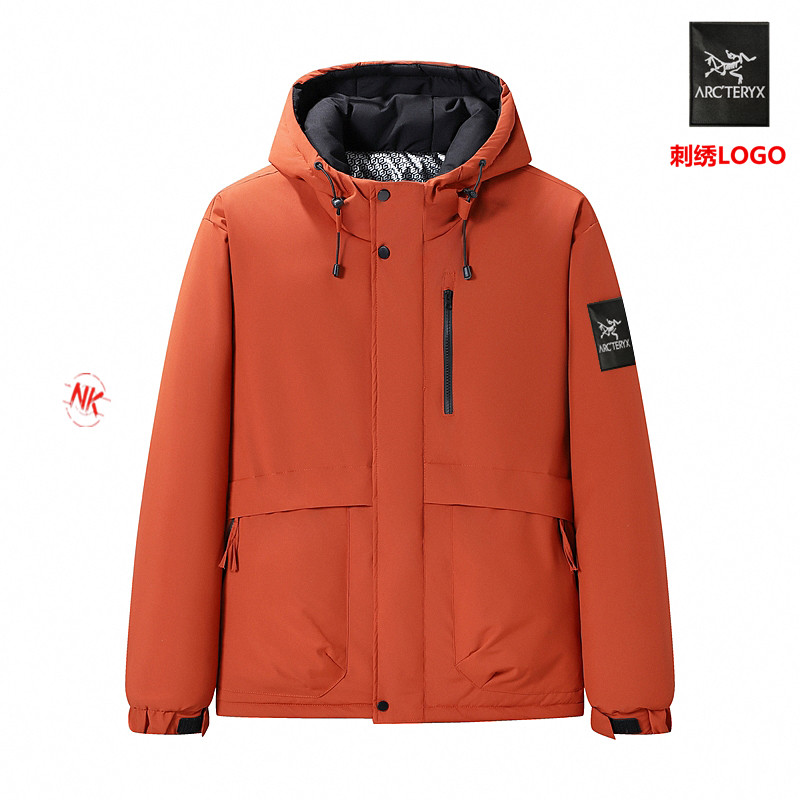 刺绣logo 始祖鸟冬日系列系列,冬装外套冬季立领棉衣男装潮牌情侣装棉服!情侣新款加绒冲锋衣户外加厚防风防水棉衣运动外套登山服骑手夹克上衣钓鱼服三防棉衣! 满满的驾驭感!也不必多说了!限定也是必须安利介绍 为了能做到所有细节上的诚意满满 从夏天开始已久筹划了这个款式,大家可以值得期待哦 万变不离其中 🌟 1⃣:原版开模 客供辅料 反复打样七次做到诚意满满 2⃣:万针刺绣 强烈安利不连线 细节如一 3⃣:保暖感极强 厚度如图 4⃣:版型宽松 完美符合亚洲人驾驭 不挑穿搭 5⃣:所有细节全程无滤镜实拍 6⃣:如果非要选择一款冬日单品 它一定是你第一的选择