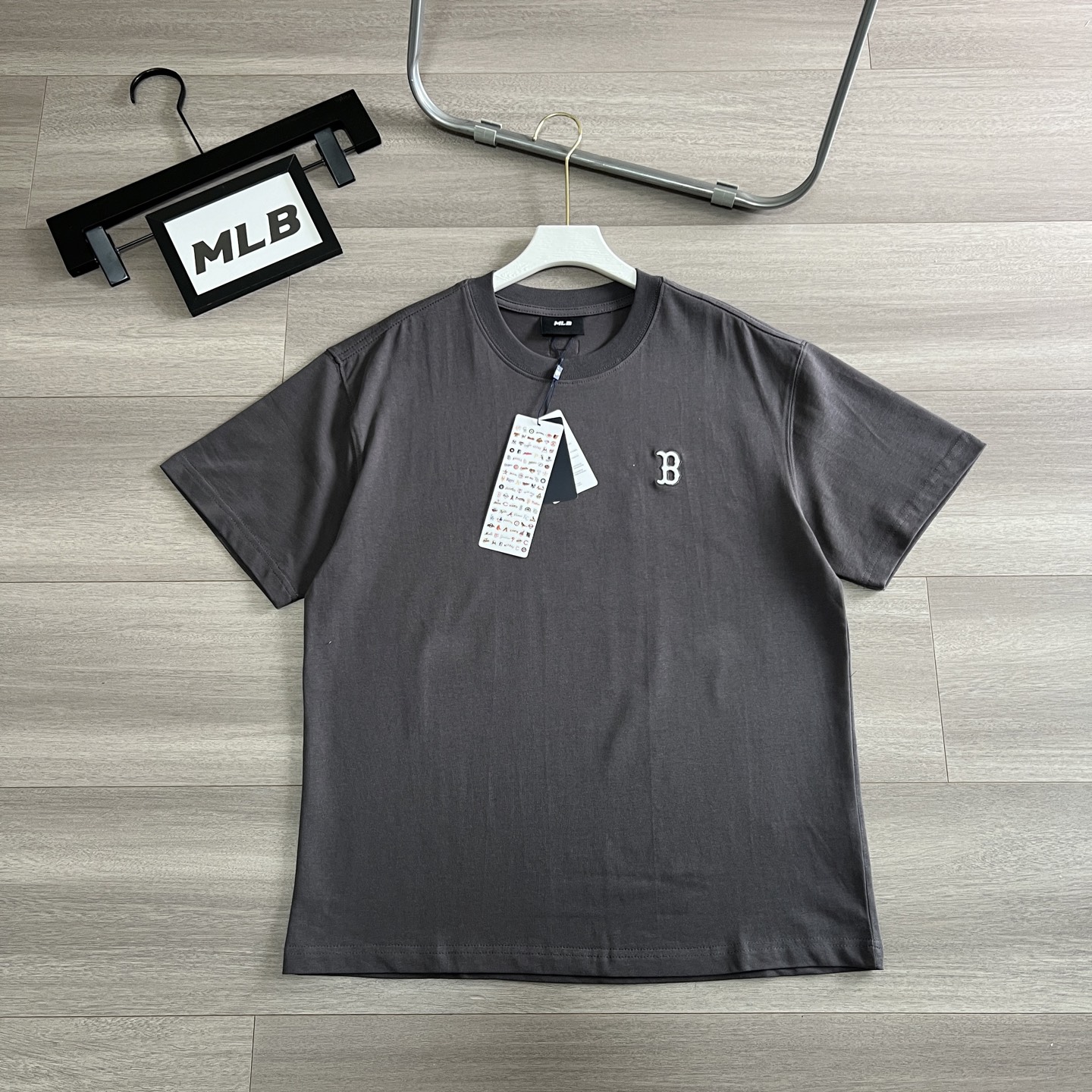 High-End MLB Embroidered Sleeves for Men and Women, 2025 Collection – Sizes S-2XL - 图片 3