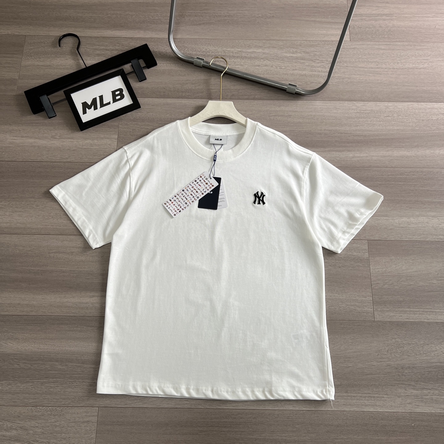 High-End MLB Embroidered Sleeves for Men and Women, 2025 Collection – Sizes S-2XL - 图片 2