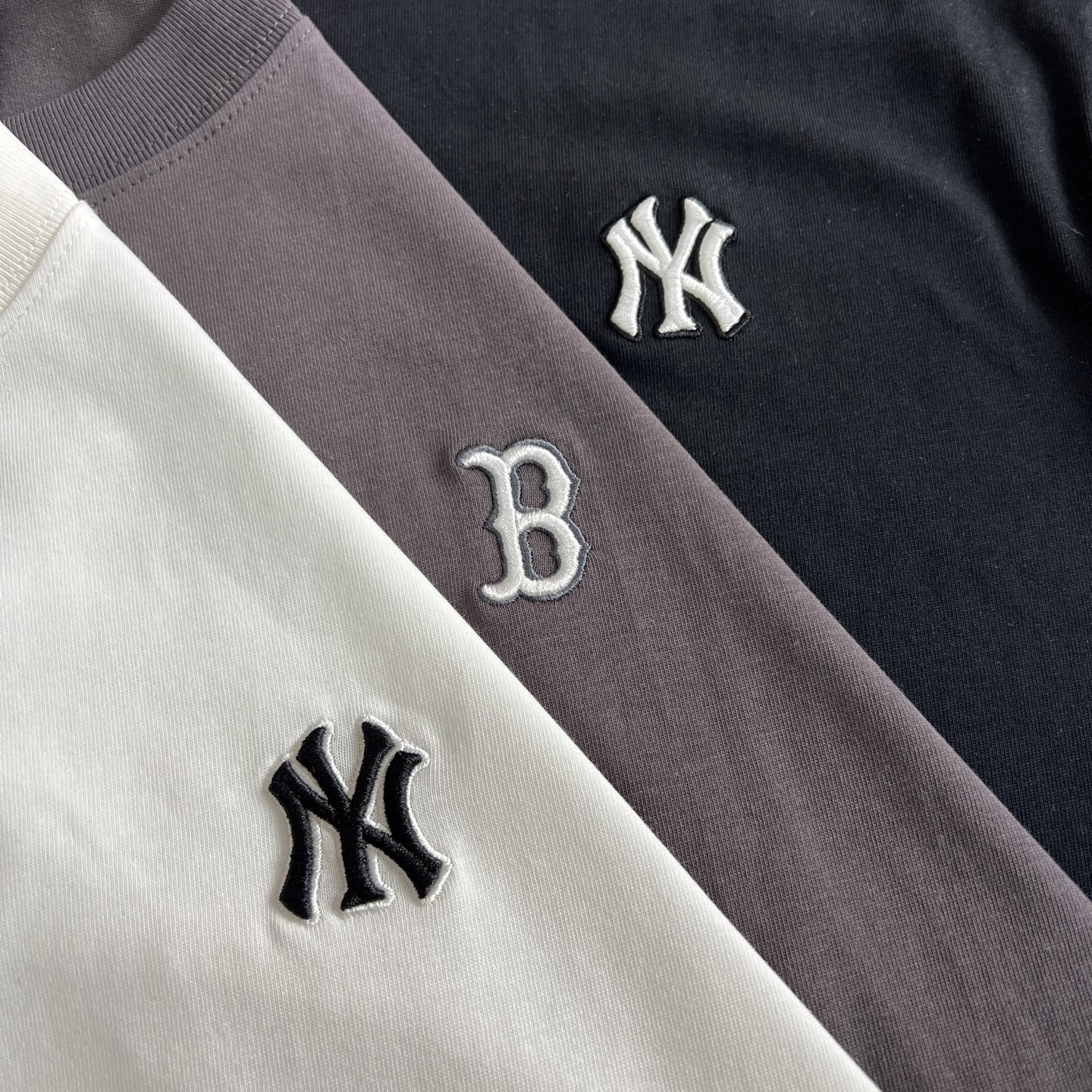 High-End MLB Embroidered Sleeves for Men and Women, 2025 Collection – Sizes S-2XL - 图片 9