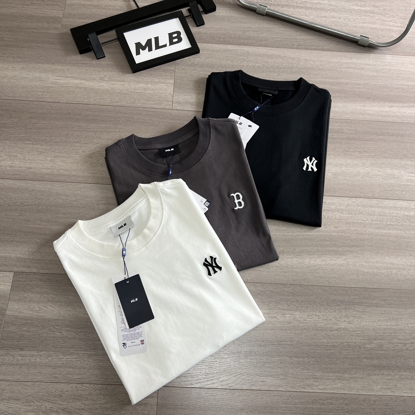 High-End MLB Embroidered Sleeves for Men and Women, 2025 Collection – Sizes S-2XL - 图片 6