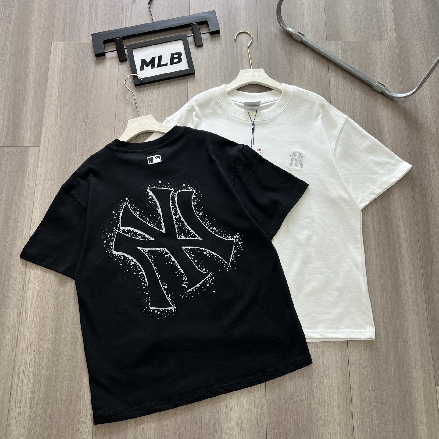 Stylish MLB Short Sleeve T-shirts in Various Sizes and Colors, Made of Comfortable Cotton - 图片 3