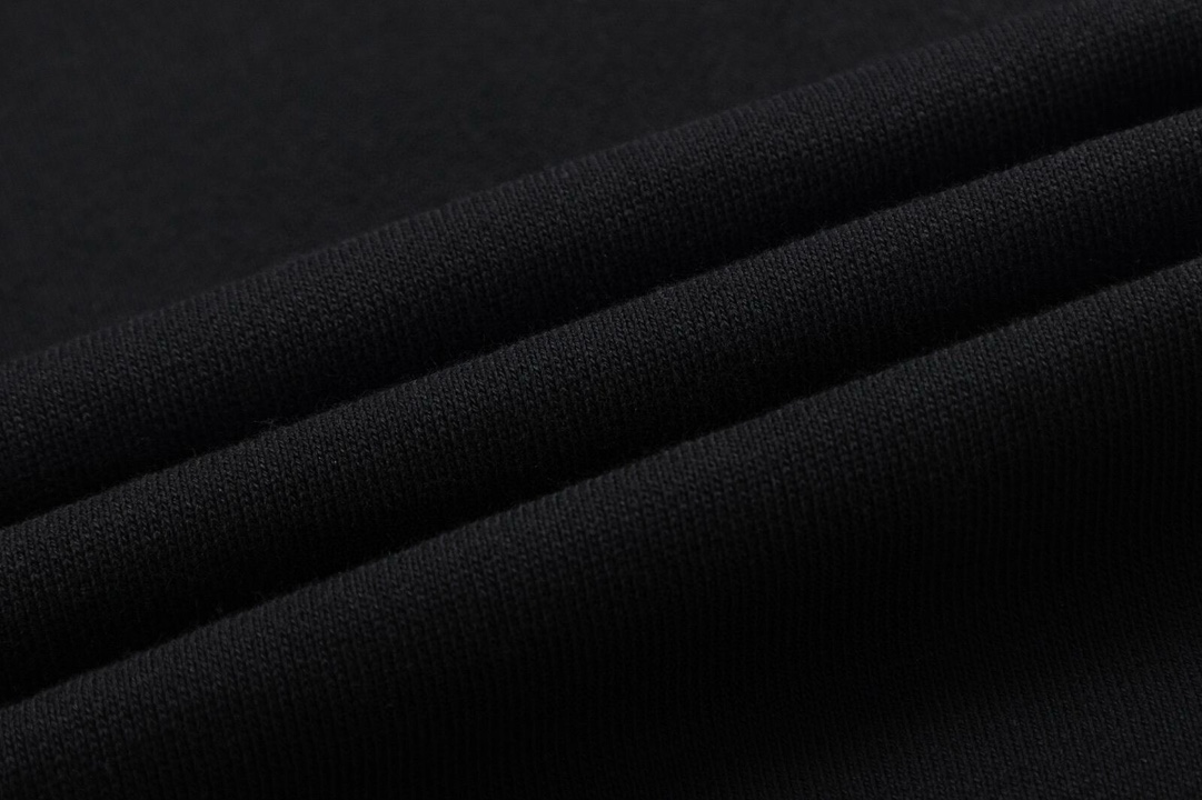 AMIRI 7170#貼布絵刺繍ロゴ Tシャツ