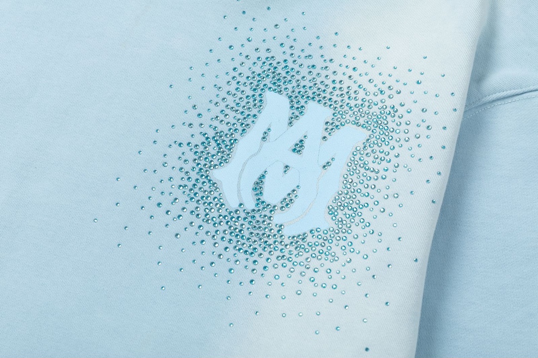 AMIRI烫钻洗水款連帽衛衣 - 天蓝色/黑色のヴィンテージスタイル