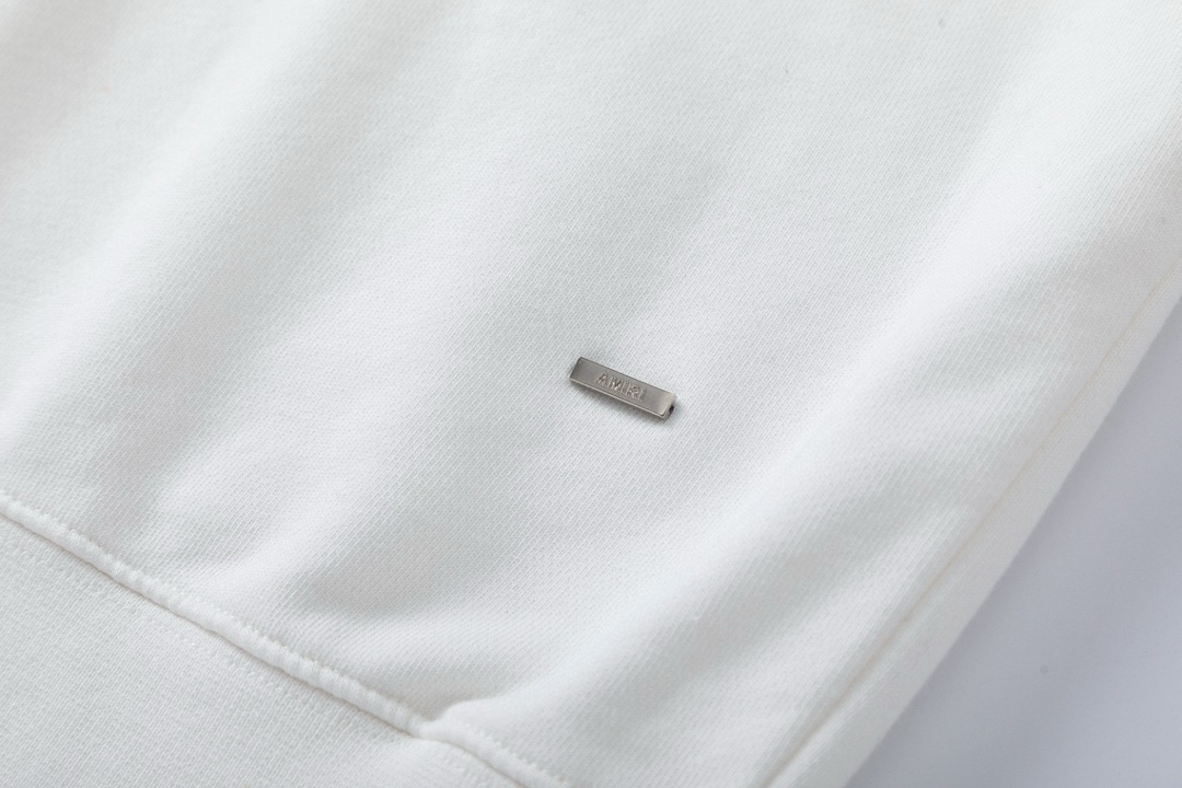 AMIRI洗水做旧男女同款刺繍ロゴTシャツ