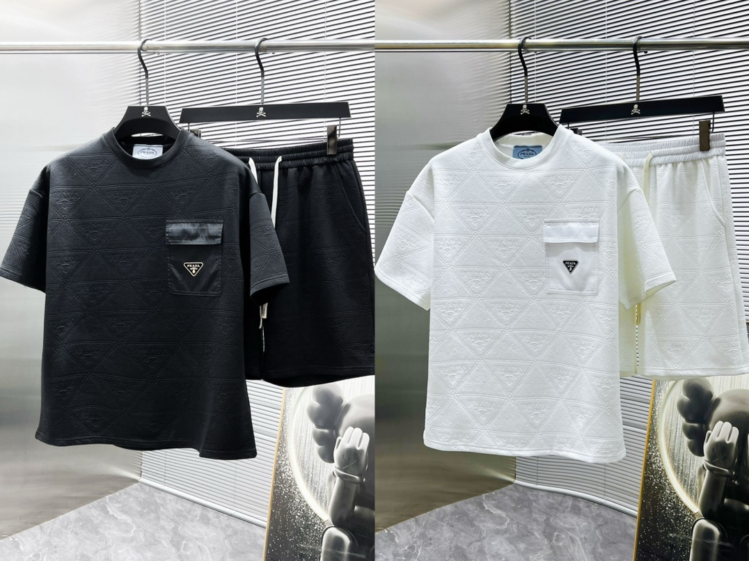 Prada Primavera y Verano nuevo traje casual de pantalones cortos de manga corta, ¡versión de alta gama! Los tejidos hec…