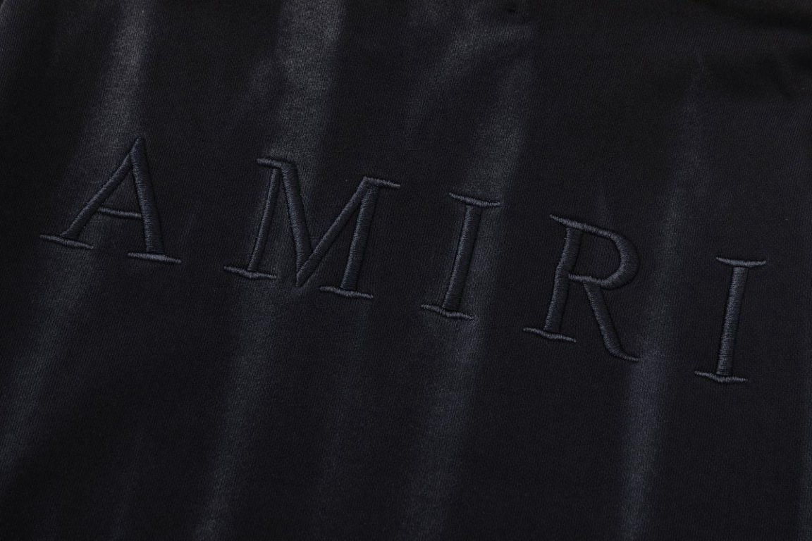 AMIRIクラシックロゴ刺繍Tシャツ 男女兼用