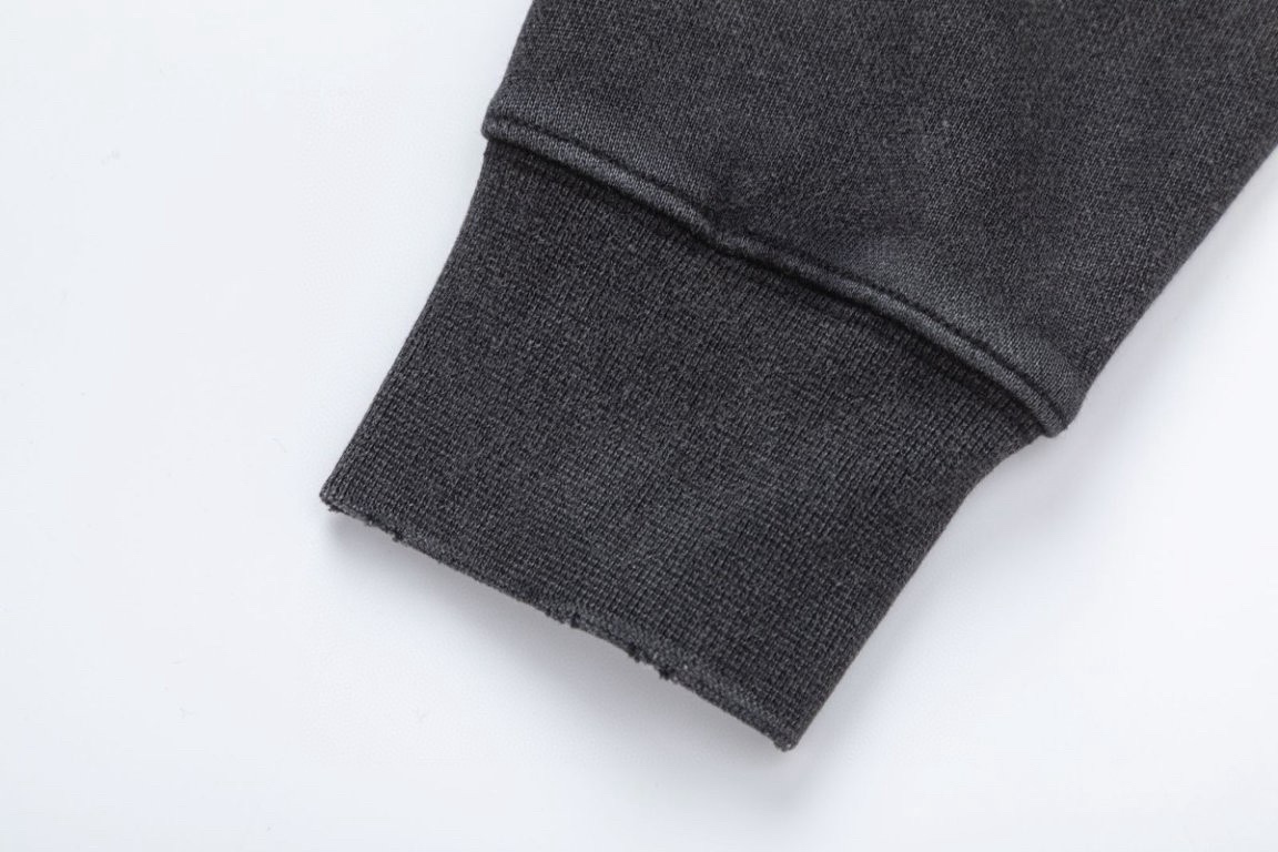 AMIRIクラシックダメージデニムジャケット - 男女共用480g重さ