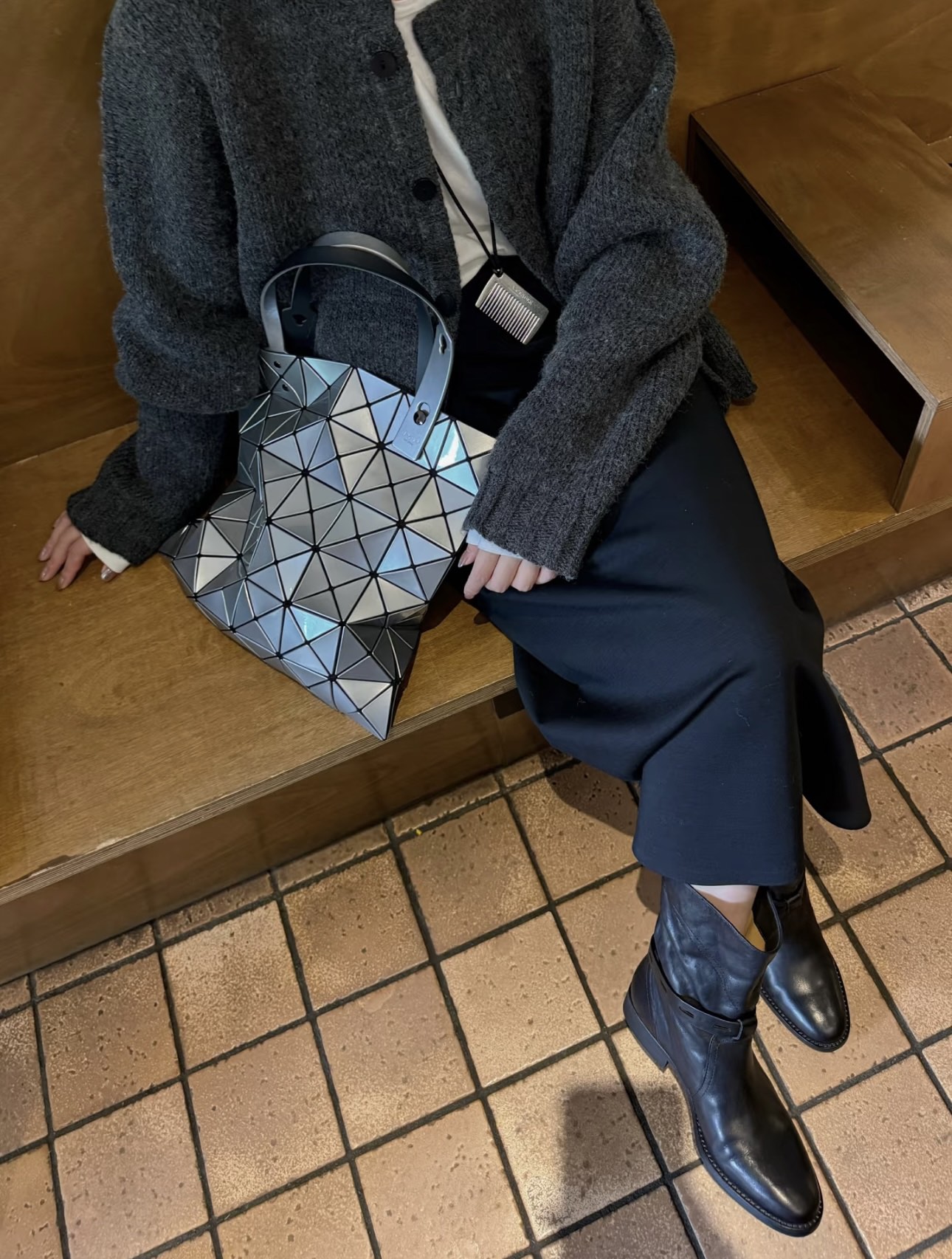 Issey Miyake Bao Bao Bag, Lightweight and Spacious Tote Bag for Women 6 i1733307050 2389 0