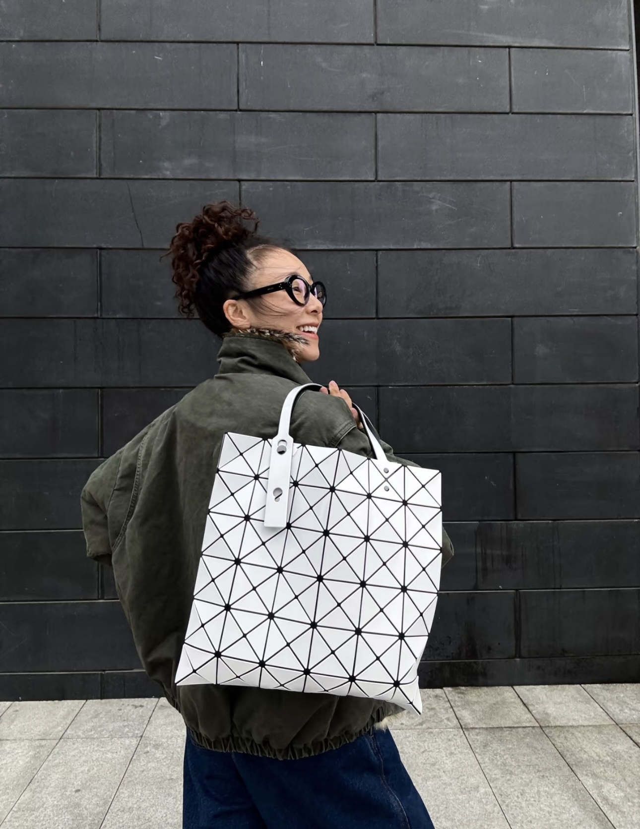 Issey Miyake Bao Bao Geometric Tote Bag 5 i1733308073 5721 1
