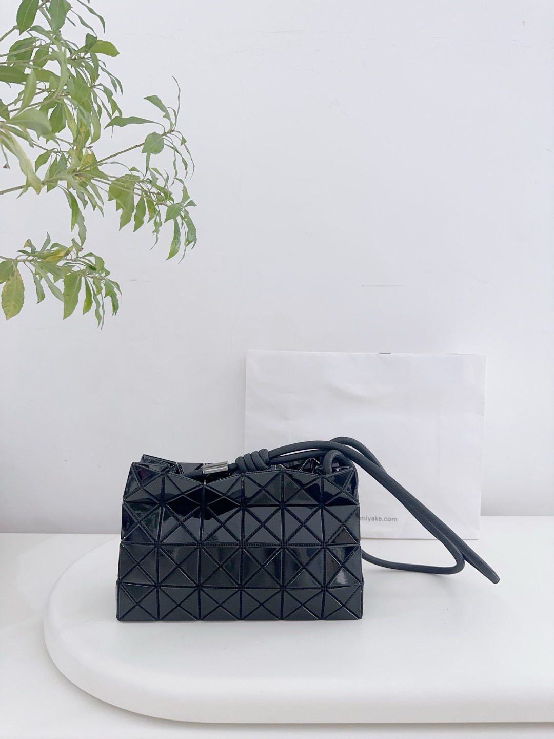 Issey Miyake Loop Series Tofu Bag - Adjustable Crossbody Shoulder Bag 3 i1736140411292 2394 0 2