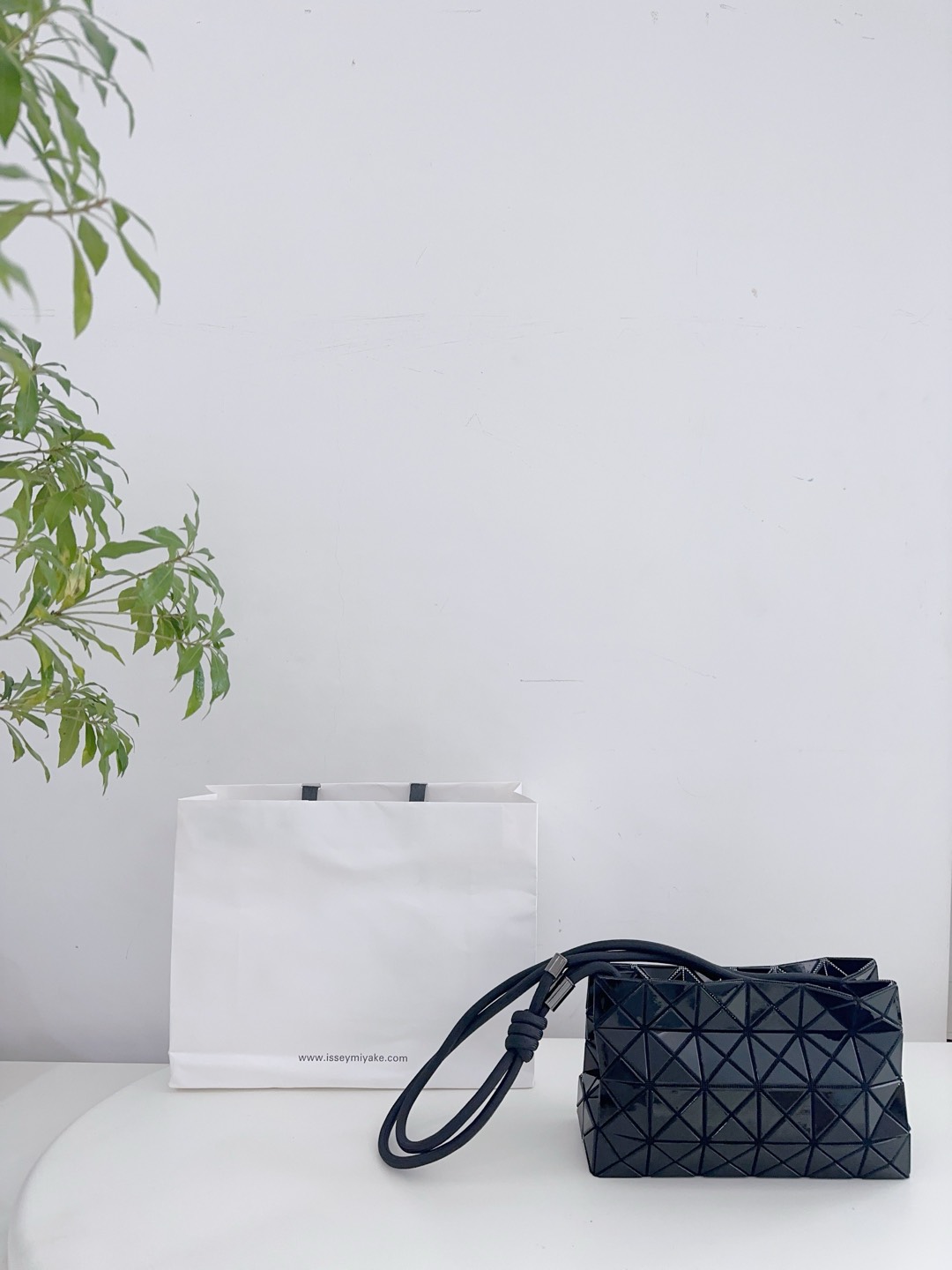 Issey Miyake Loop Series Tofu Bag - Adjustable Crossbody Shoulder Bag 1 i1736140411292 6021 0 0