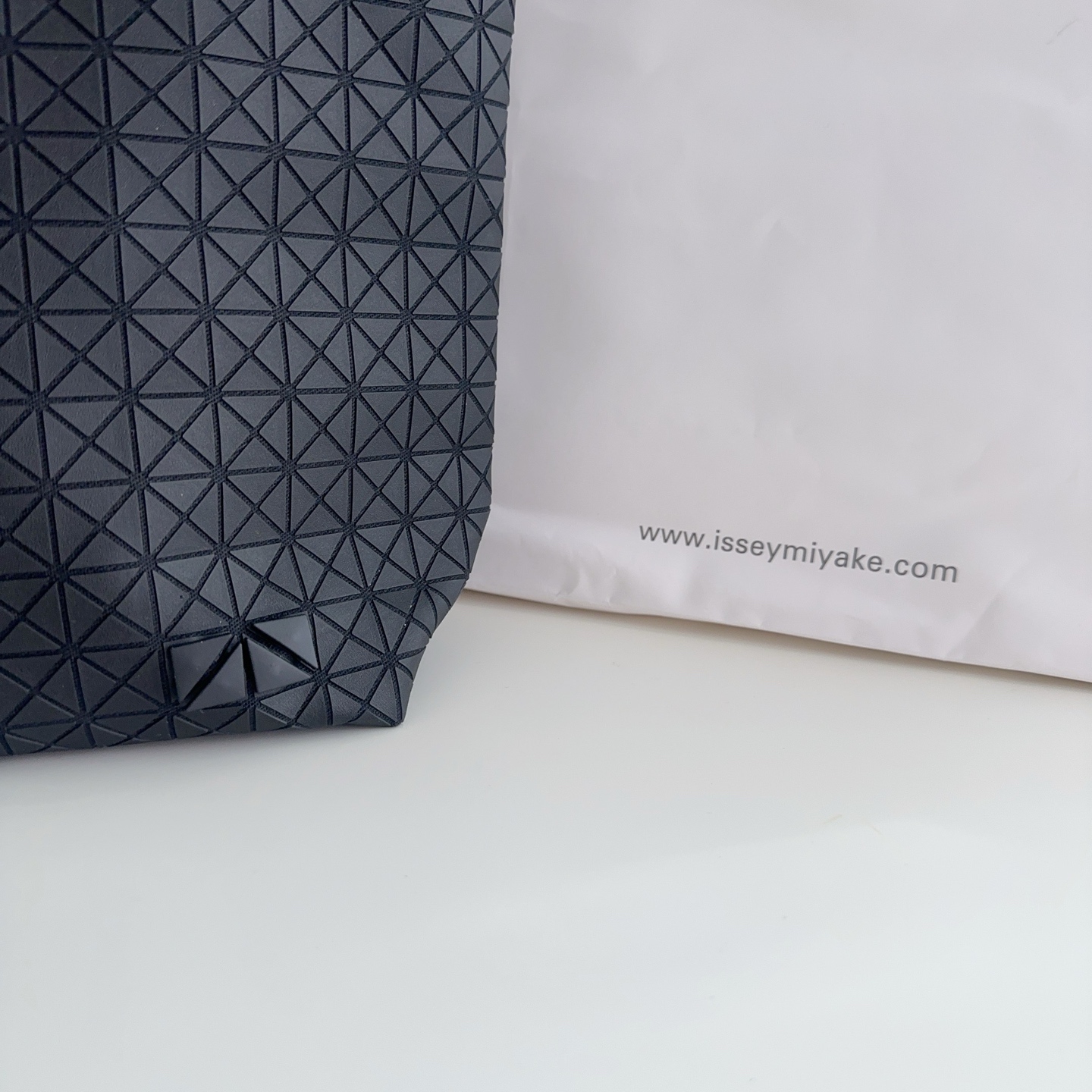 Issey Miyake Bao Bao Matte Crossbody Bag, Lightweight Commuter Tote 9 i1742714498780 7298 0 7