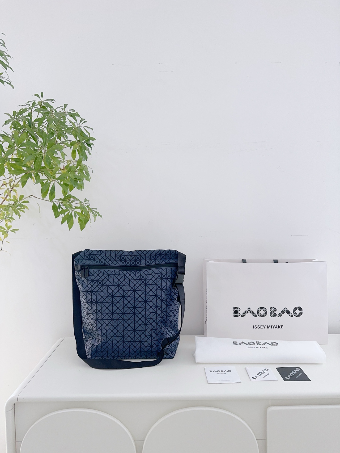 Issey Miyake Bao Bao Matte Blue Crossbody Bag - Lightweight & Stylish Tote 3 i1742715874688 5599 0 0