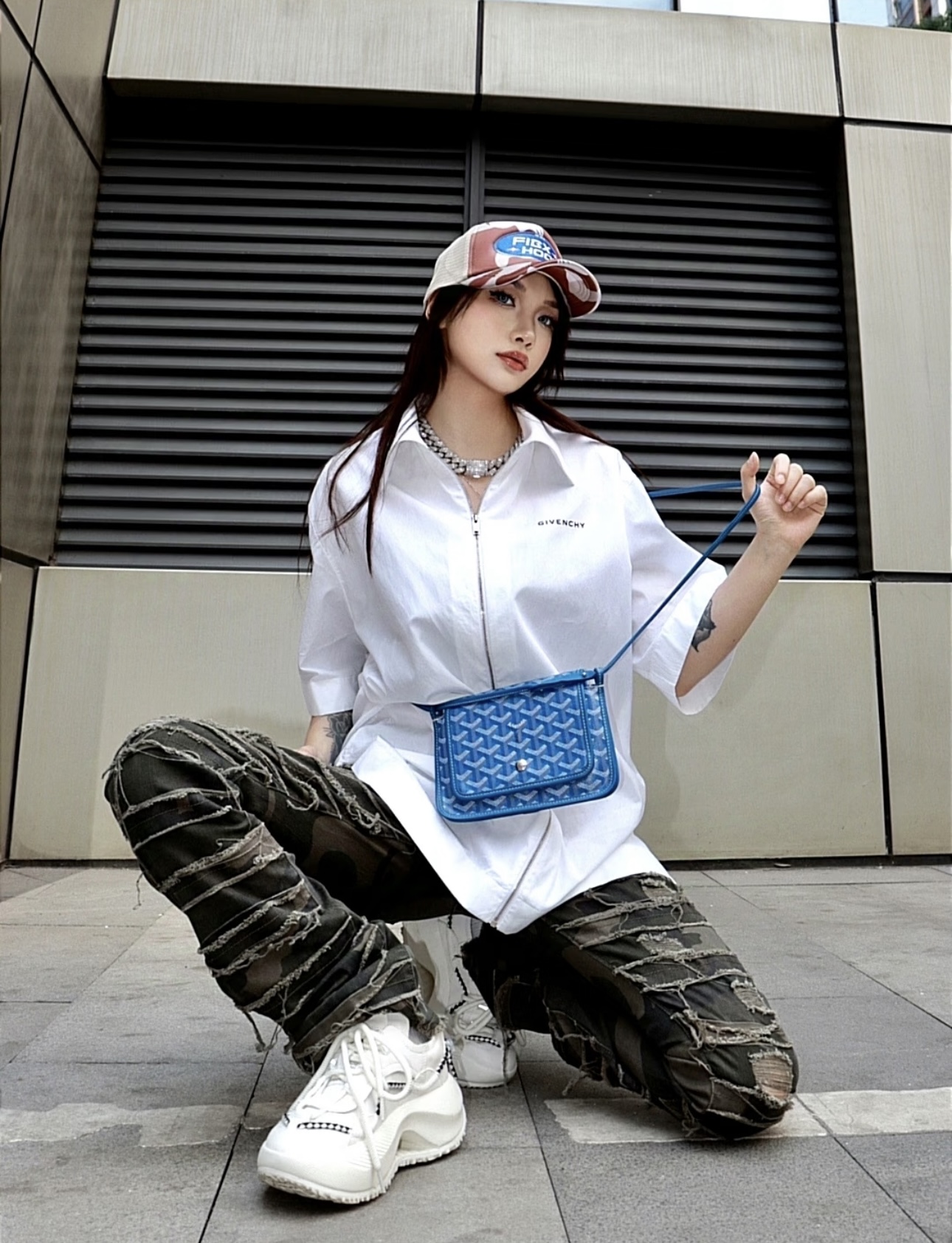 Goyard Plumet Blue Leather Wallet on Chain Crossbody Bag 2 i1746609904315 7991 0 0