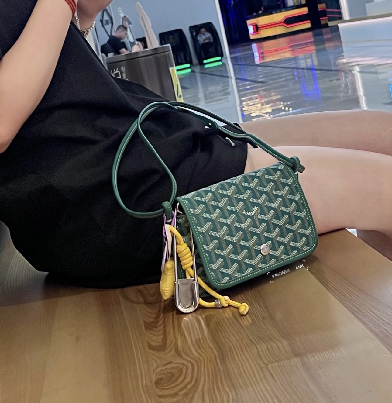 Goyard Envelope Bag: Lightweight, Compact, and Stylish Crossbody Bag 5 i1748853474781 4860 0 4