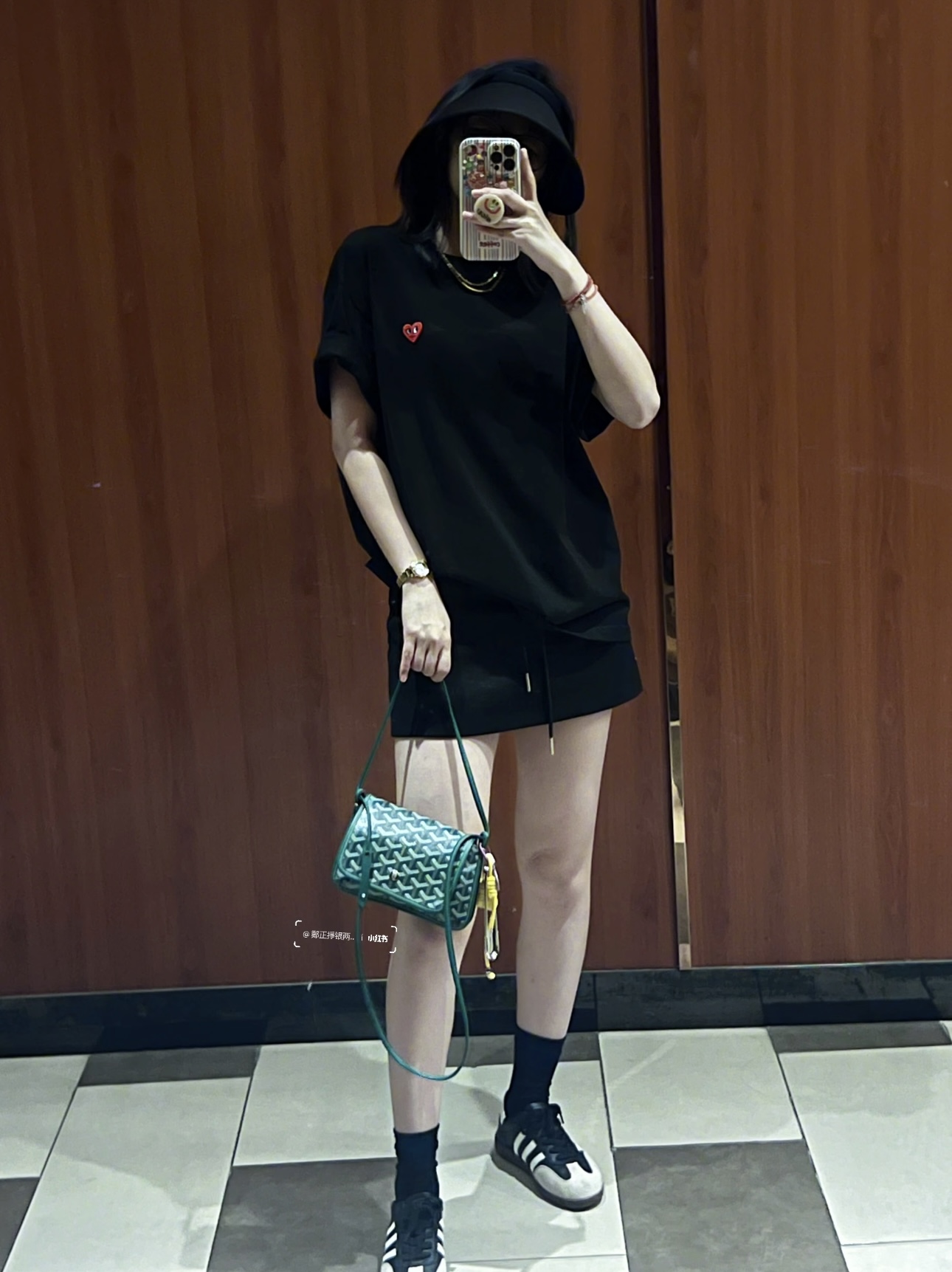 Goyard Envelope Bag: Lightweight, Compact, and Stylish Crossbody Bag 6 i1748853476098 7472 0 5