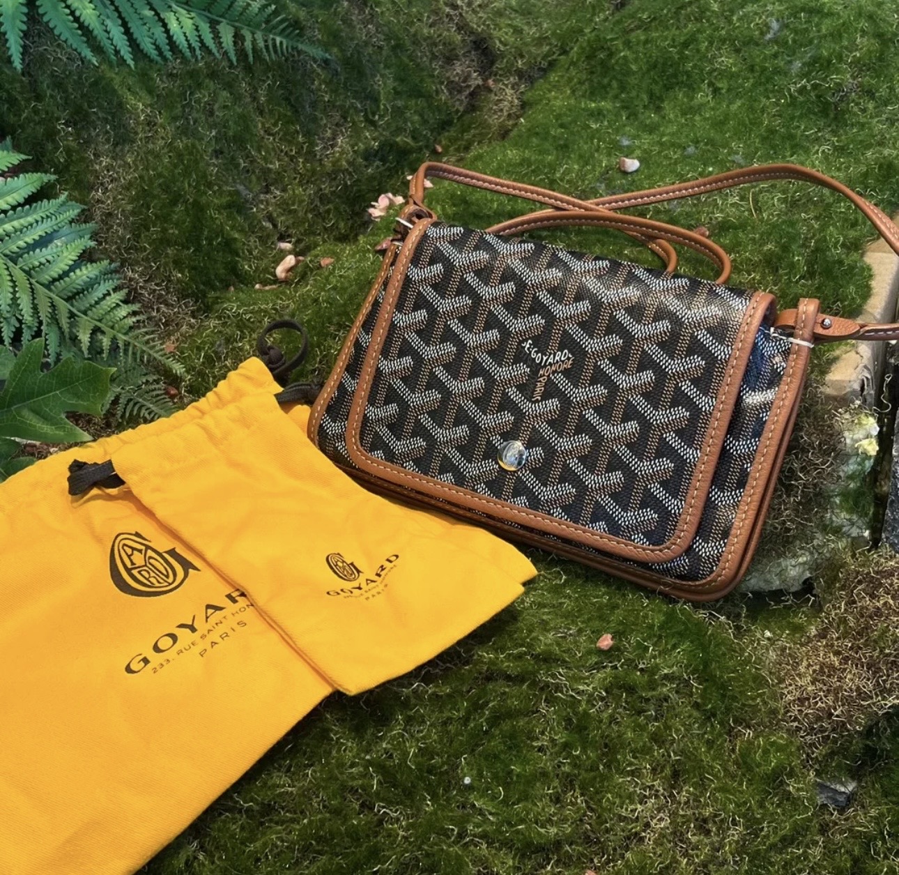 Goyard Envelope Bag: Stylish and Functional Crossbody with Classic Design 3 i1748853673111 8322 0 2