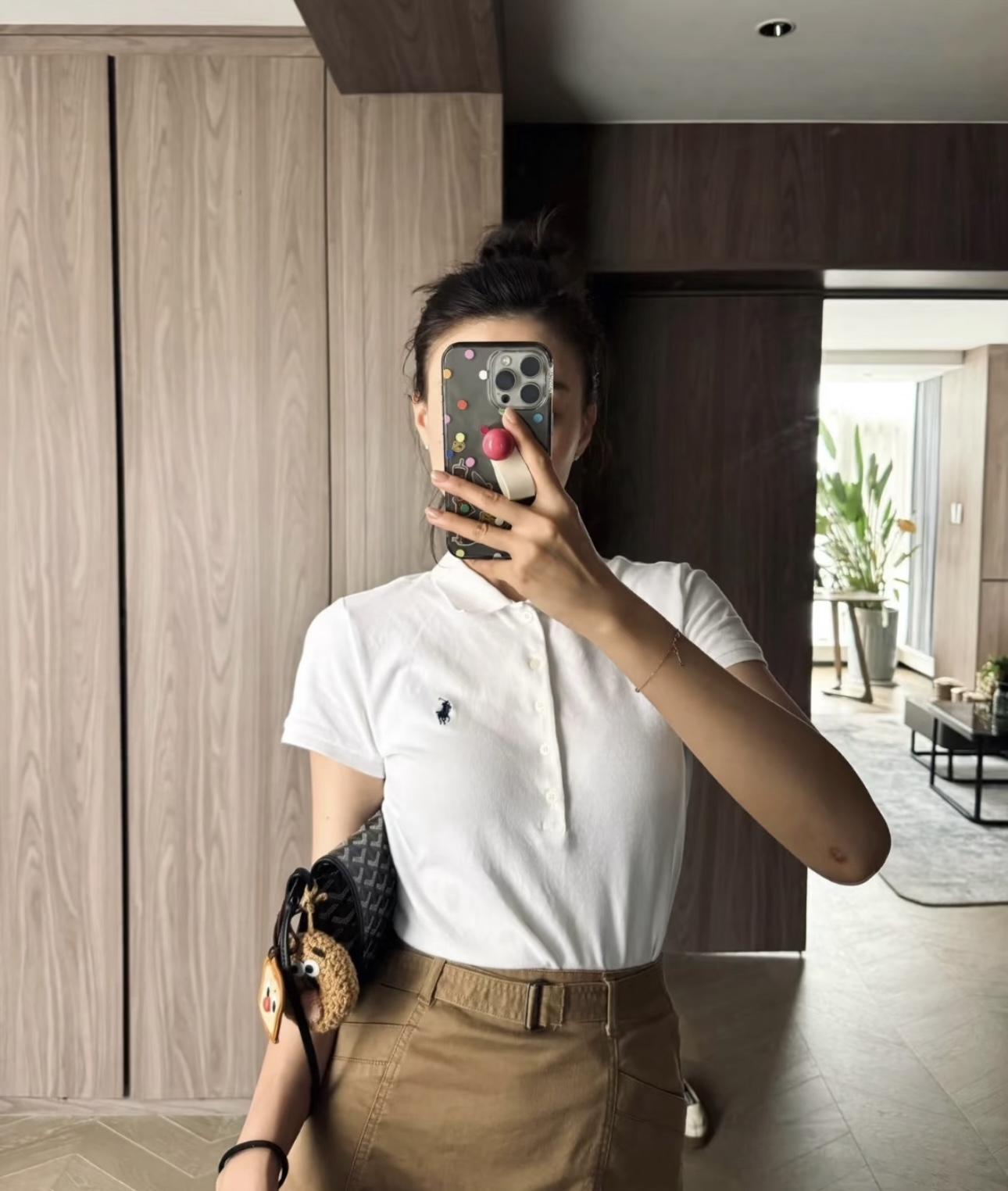 Goyard Green Envelope Bag: Stylish, Compact, and Surprisingly Spacious! 5 i1748854197789 7299 0 1