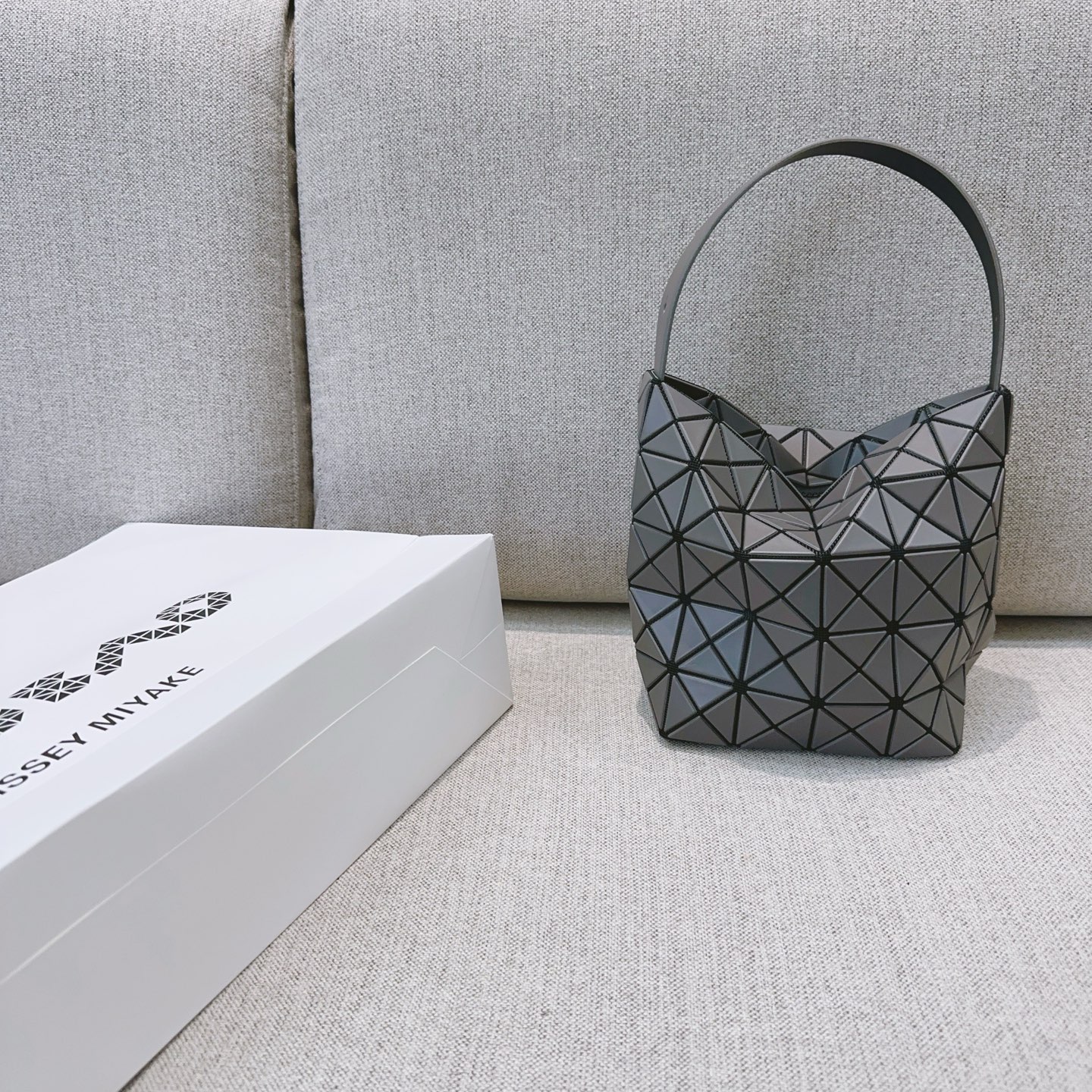 Issey Miyake Limited Edition Valley Ballet Bag Hobo Handbag, Grey 2 i1756620737657 881 0 0