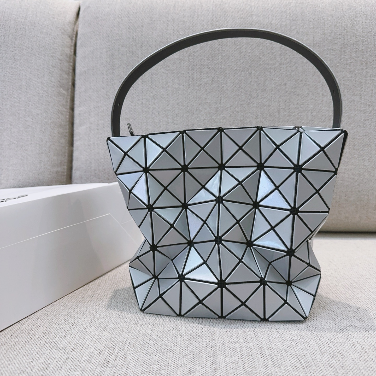 Issey Miyake July Limited Edition Valley Ballet Bag - Stylish Hobo Handbag 2 i1756621322366 6300 0 8