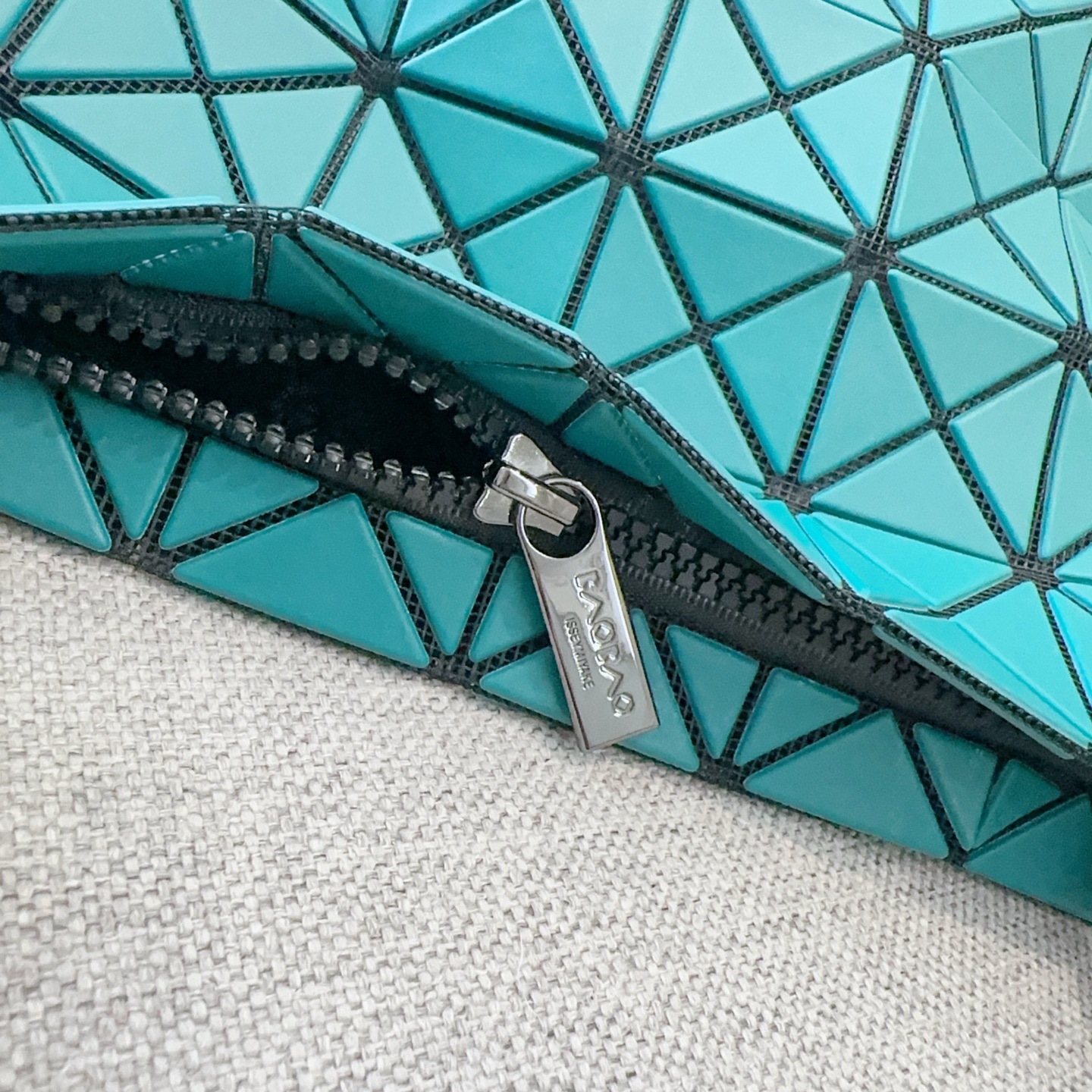 Issey Miyake Limited Edition Valley Ballet Bag Hobo Handbag - Matte Blue Green 8 i1756621470971 6492 0 7