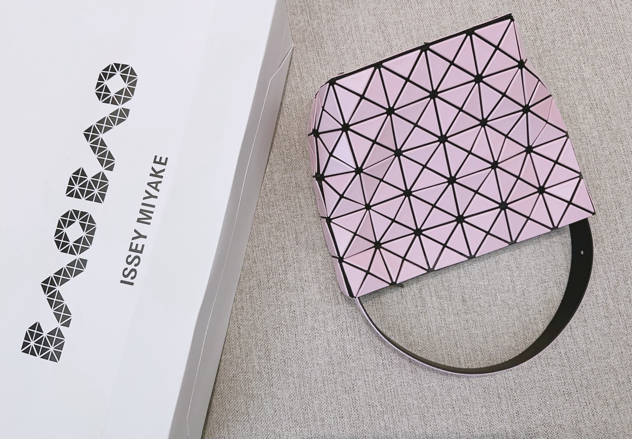 Issey Miyake Limited Edition Valley Ballet Bag Pink Hobo Handbag 6 i1756622484751 3514 0 4