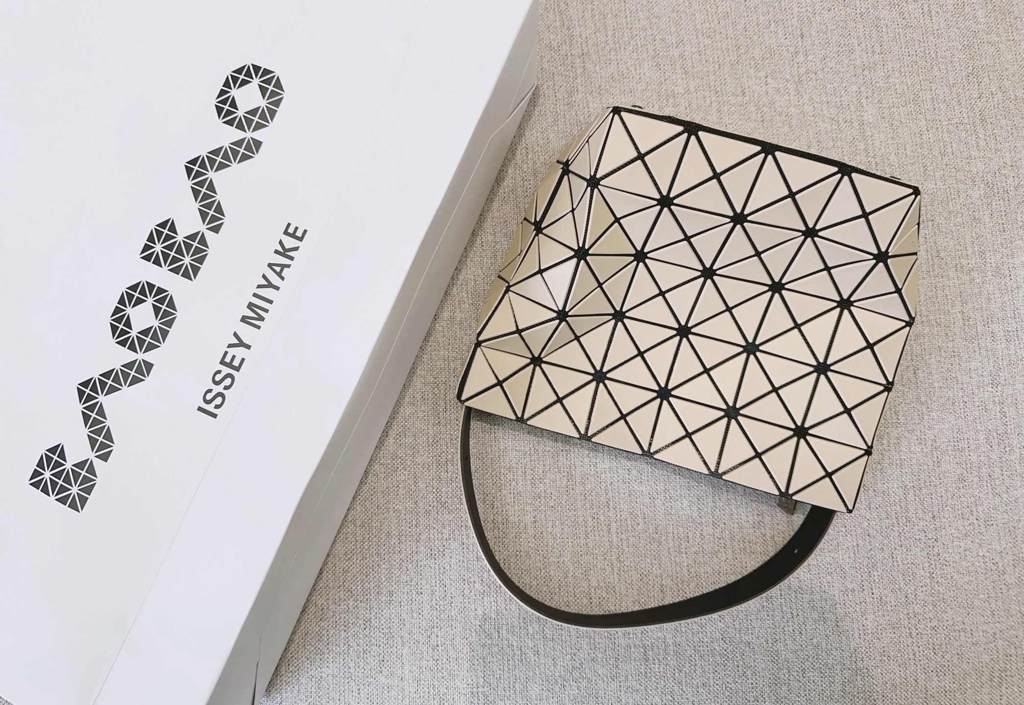 Issey Miyake Limited Edition Valley Ballet Bag - Matte Apricot Color 6 i1756622608409 5167 0 4