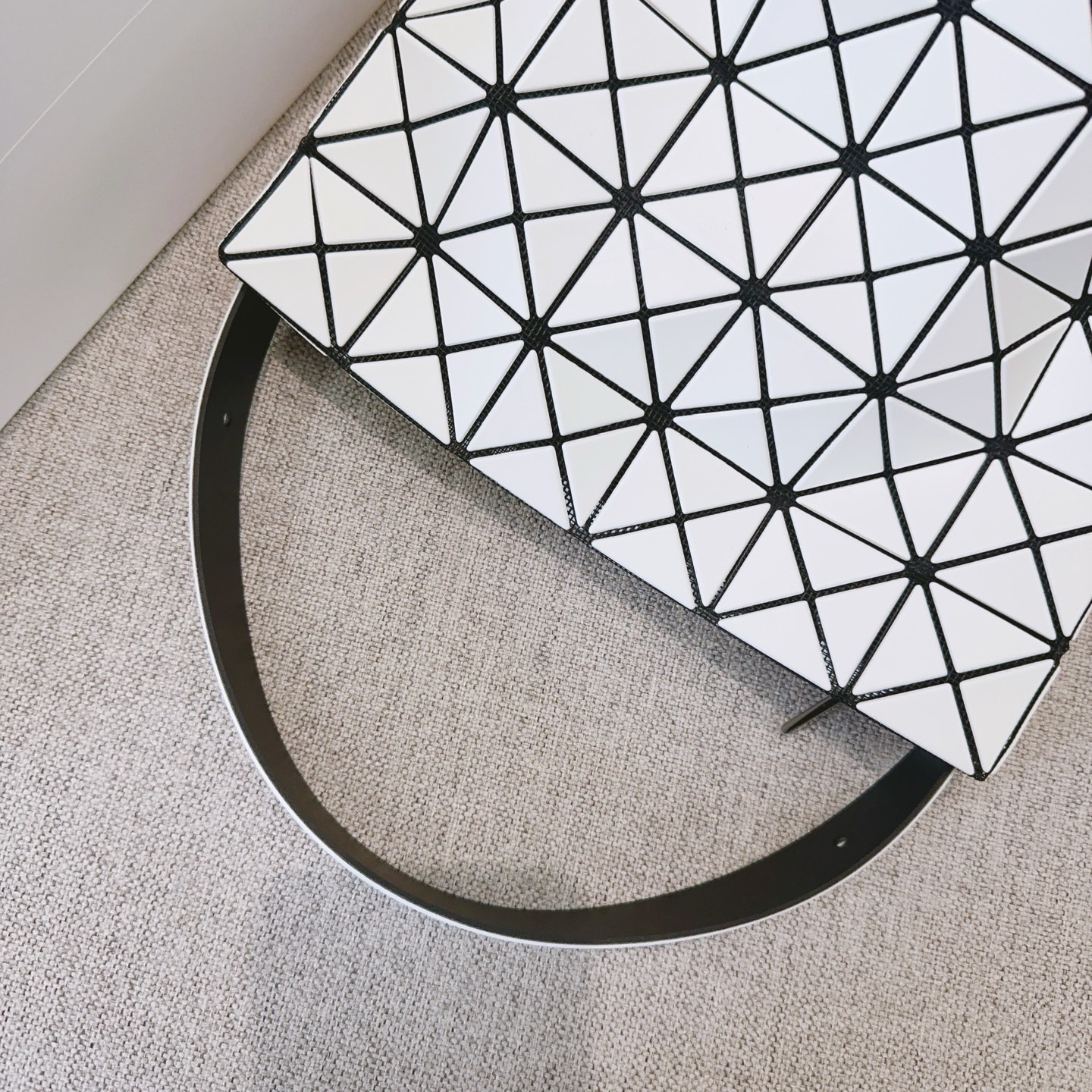 Issey Miyake 7th Limited Valley Ballet Bag White Hobo Handbag 6 i1756622858090 1593 0 4