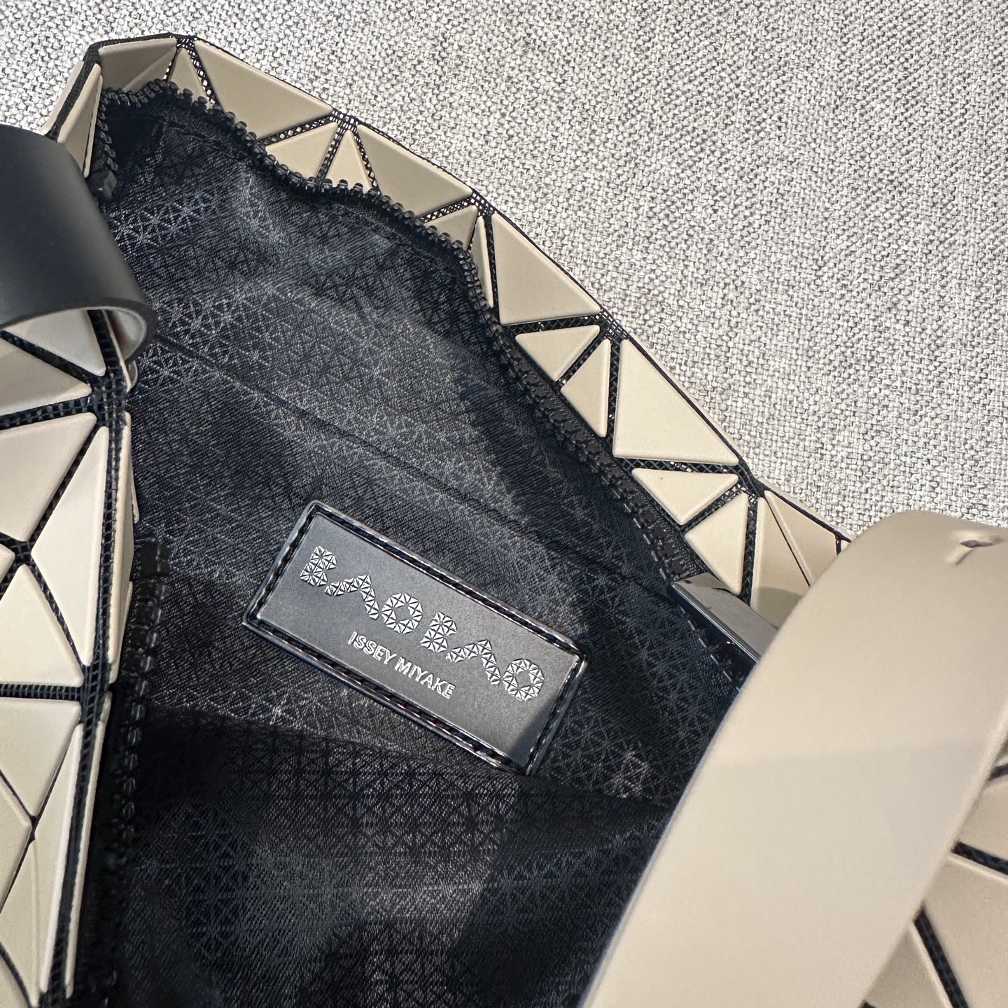 Issey Miyake Limited Edition Valley Ballet Bag - Matte Apricot Hobo Handbag 9 i1756625723997 961 0 7