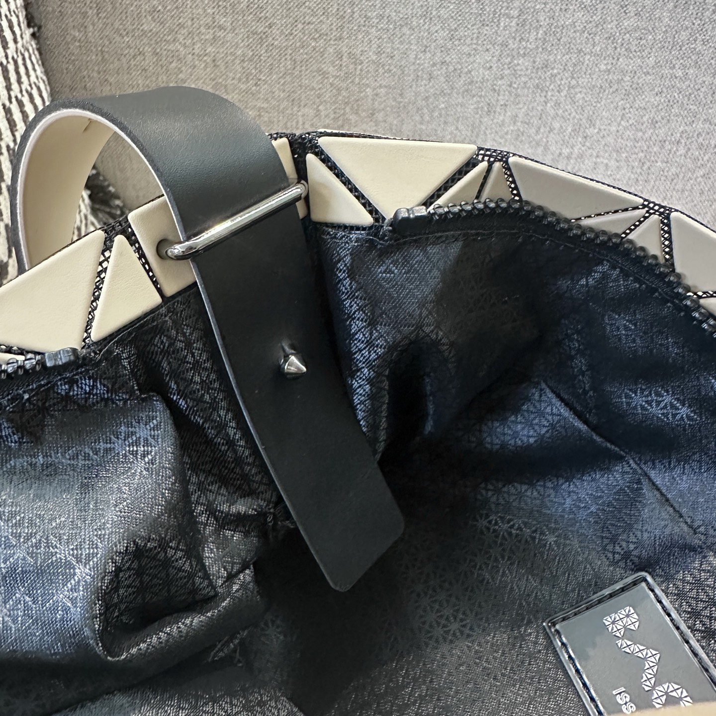 Issey Miyake Limited Edition Valley Ballet Bag - Matte Apricot Hobo Handbag 10 i1756625724000 8847 0 8