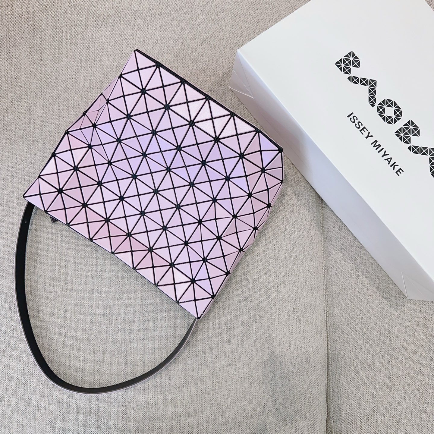 Miyake Matte Pink Ballet Bag - Limited Edition Hobo Handbag 3 i1756625850301 8249 0 2