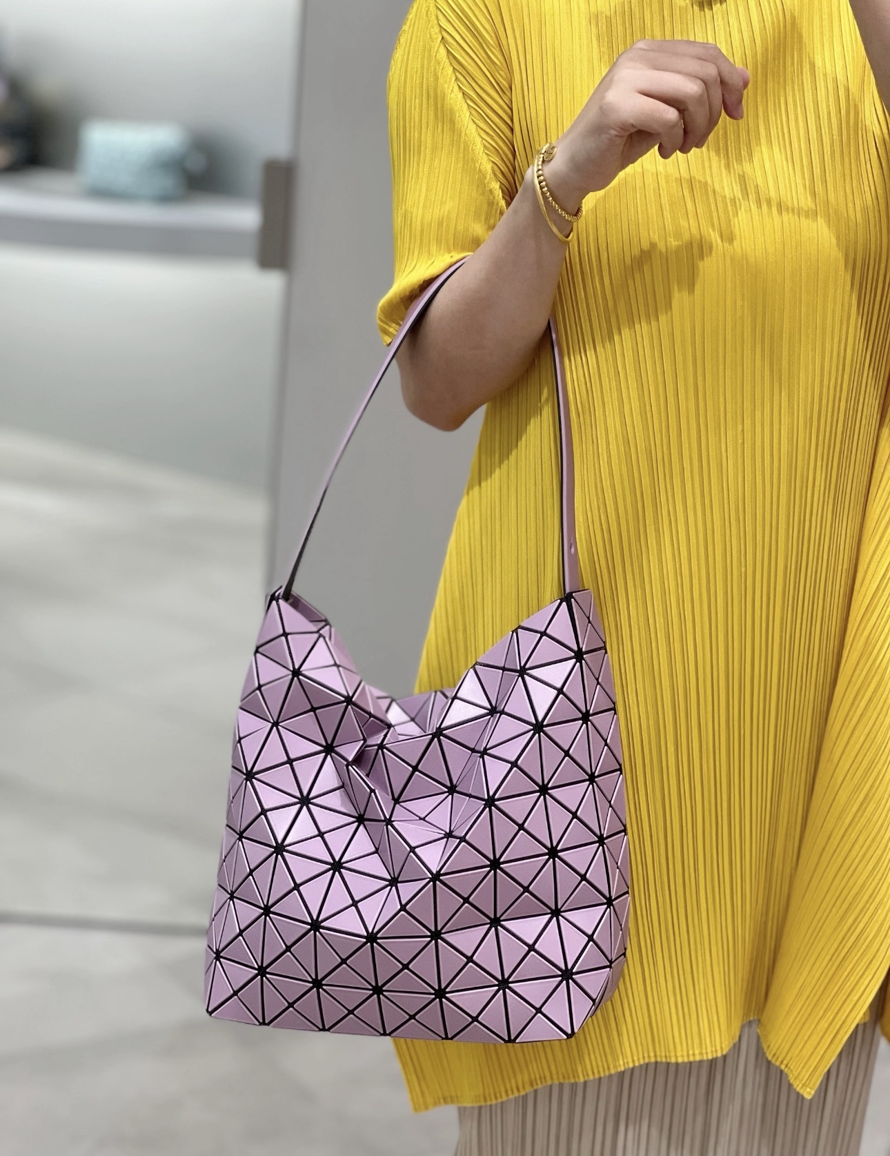 Bao Bao Issey Miyake Valley Bag - Geometric Design, Unique Style - New 2025 3 i1756628810442 2112 0 1