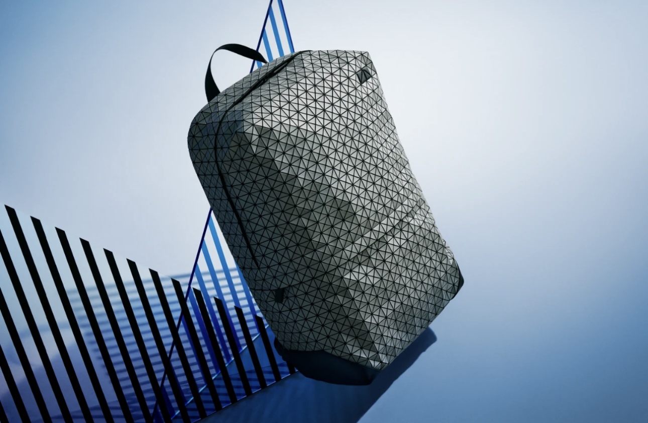 Issey Miyake Kuro Backpack Minimalist Geometric Design Travel Bag 6 i1757058317016 2568 0 2