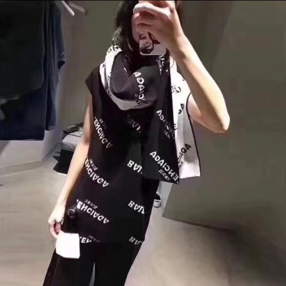 NO:678879,The batch of counters are synchronized. Men's scarves are launched in winter. The material is 100% knitted wool. The new technology is soft and smooth. The specification is 180*30∴ unisex. Exclusive physical shooting. The color is super authentic!  ordinary scarf, ordinary scarf19860909批专柜同步 .男士围巾冬季精品上市材质百分百针织羊毛 新工艺柔软 顺滑 规格180*30∴爆男女通用 独家实物拍摄 颜色超级正！普通围巾,普通围巾,scarf