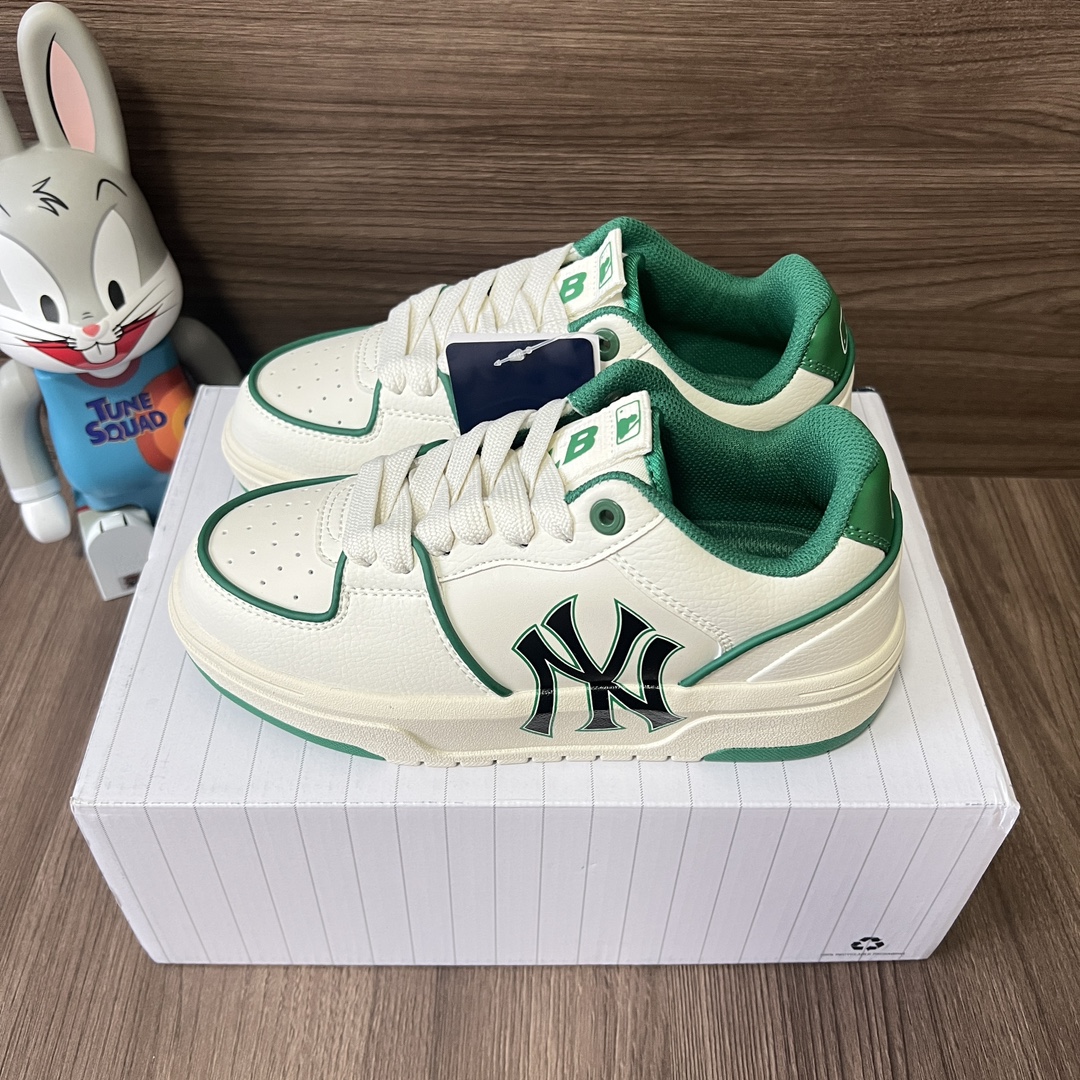 NO:242312,Top version of MLB New York Yankees' unique charm, free and flexible wear-resistant high and low top shoes, men and women, same style green. Size 35-45 code: 3ASXCA12N-50GNS full set of decoction packaging poison card, poison button, cotton socks, poison box., casual shoes/sports shoes, sneakers19860909顶级版本MLB纽约洋基队独特魅力自由灵动耐磨增高低帮板鞋男女同款绿色. 码数35-45码 编码: 3ASXCA12N-50GNS 全套得物包装毒卡 毒扣 棉袜 毒盒.,休闲鞋/运动鞋,sneakers,Women's Shoes
